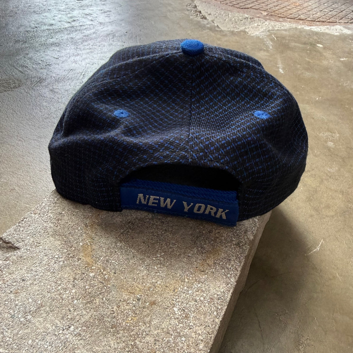 Vintage New York Knicks Logo Athletics NBA cap