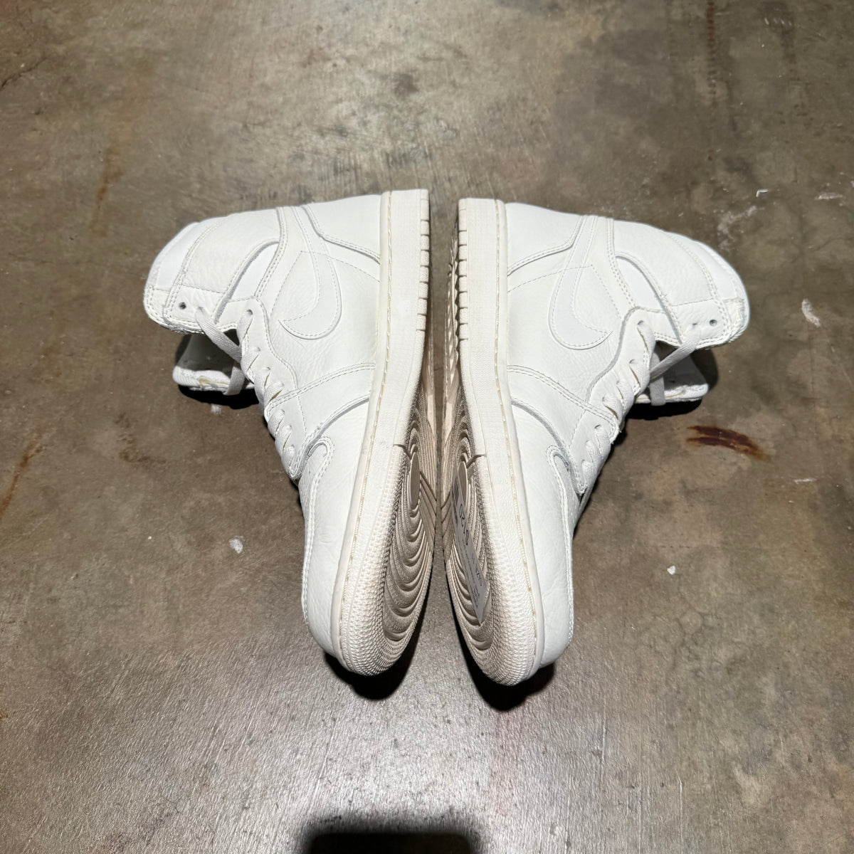 Size 11 - Jordan 1 High ‘ Sail ‘