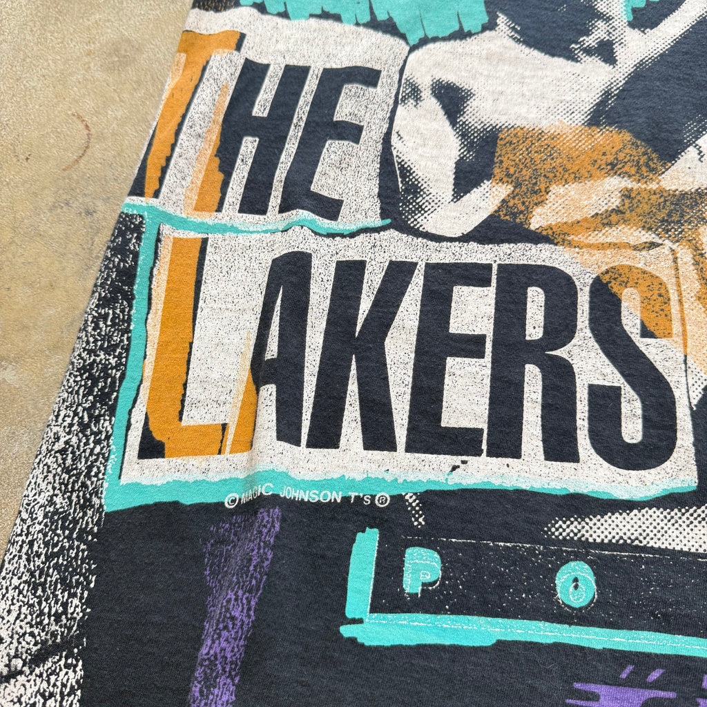Size large - Vintage Magic Johnson T’s Magic Johnson lakers AOP tee