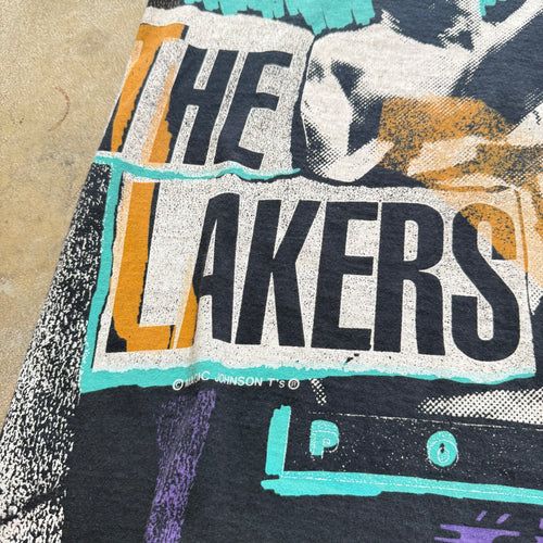 Size large - Vintage Magic Johnson T’s Magic Johnson lakers AOP tee
