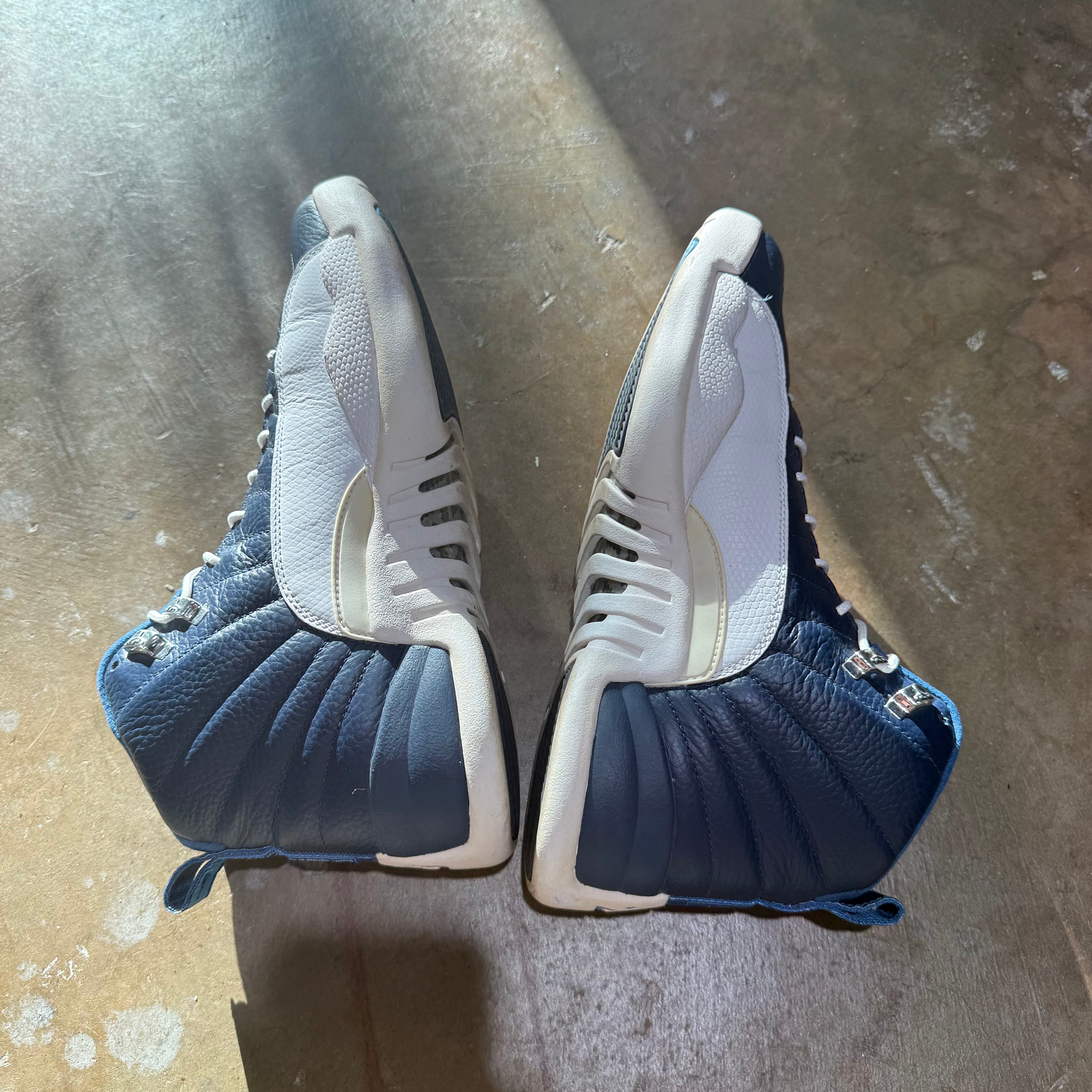 Size 10.5 - Jordan 13 Retro ‘ Obsidian 2012 ‘
