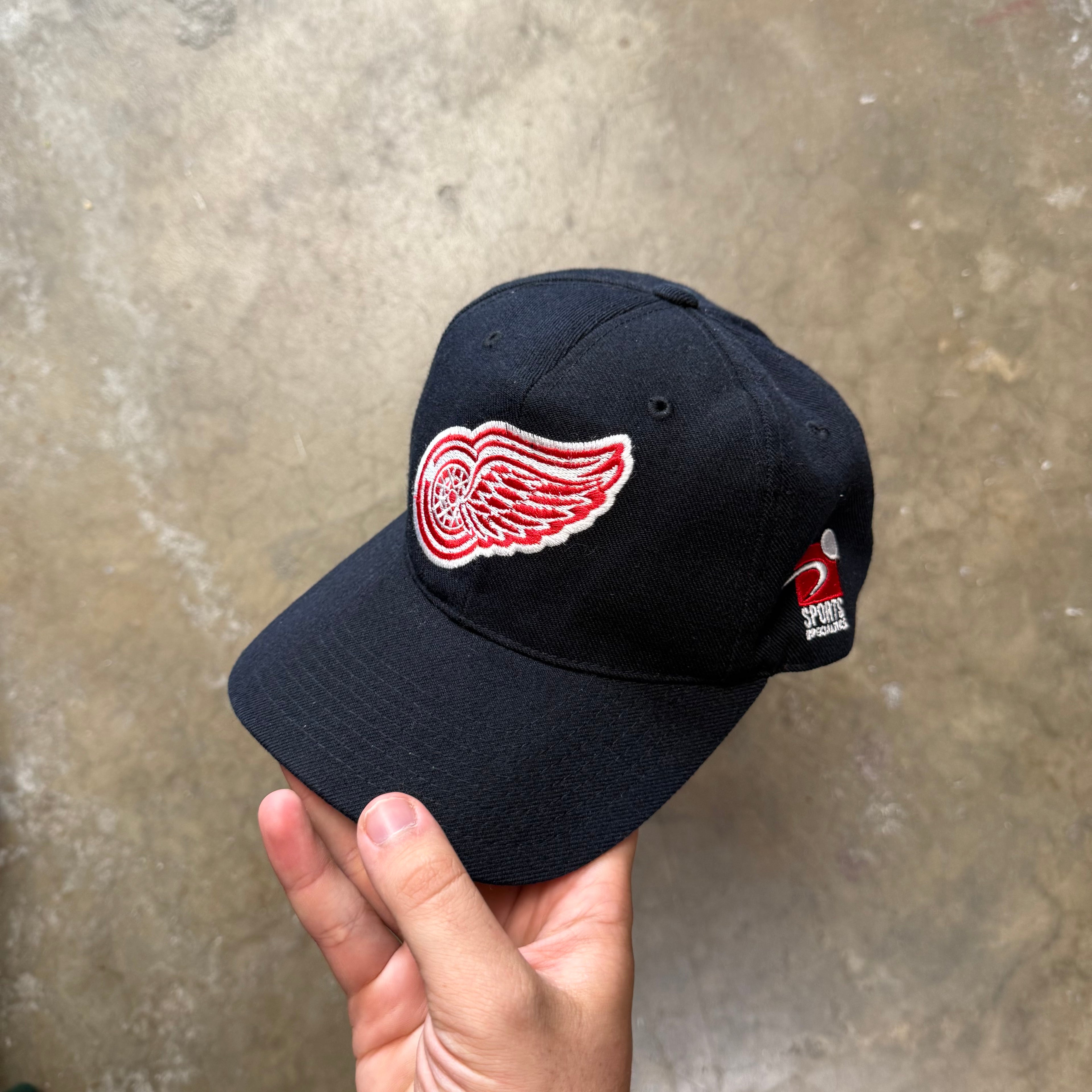 Vintage 90’s Detroit Red Wings Sports Specialties Cap