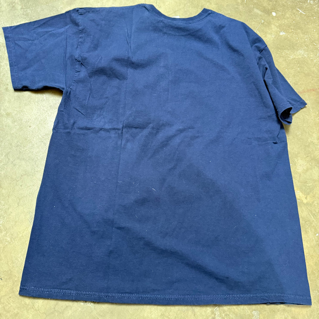 Size large - Vintage nature wolf eagle tee