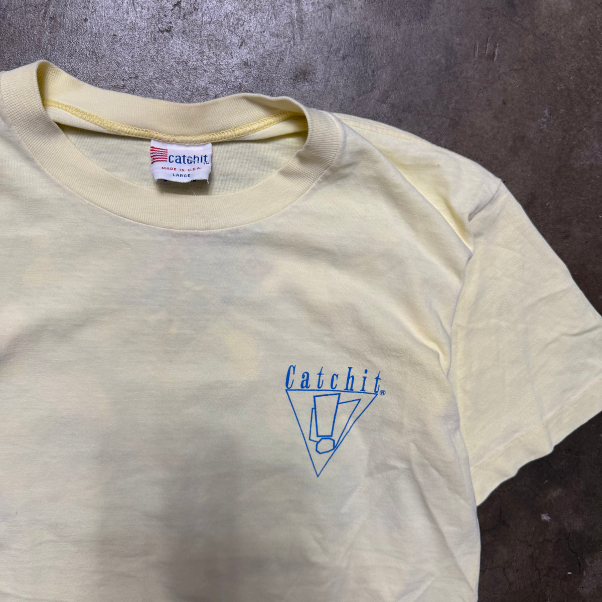 Size large - Vintage 1970’s Catch it surfing animal tee