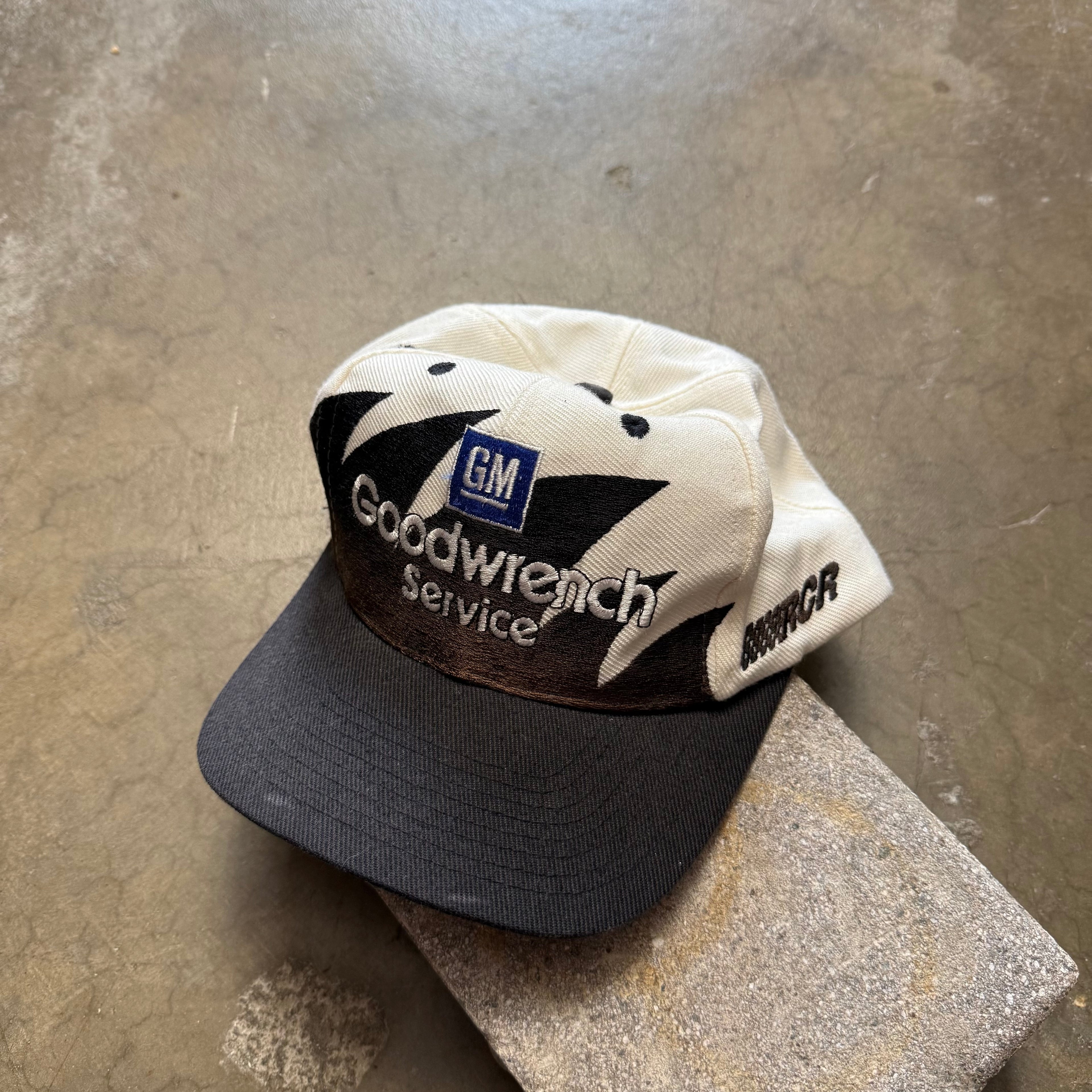 Vintage 90’s Dale Earnhardt Goodwrench Sharktooth Cap