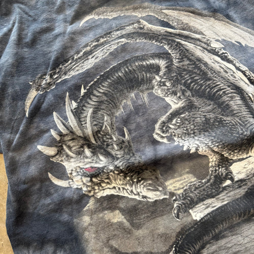 SIZE XL - Vintage the mountain dragon knight tee