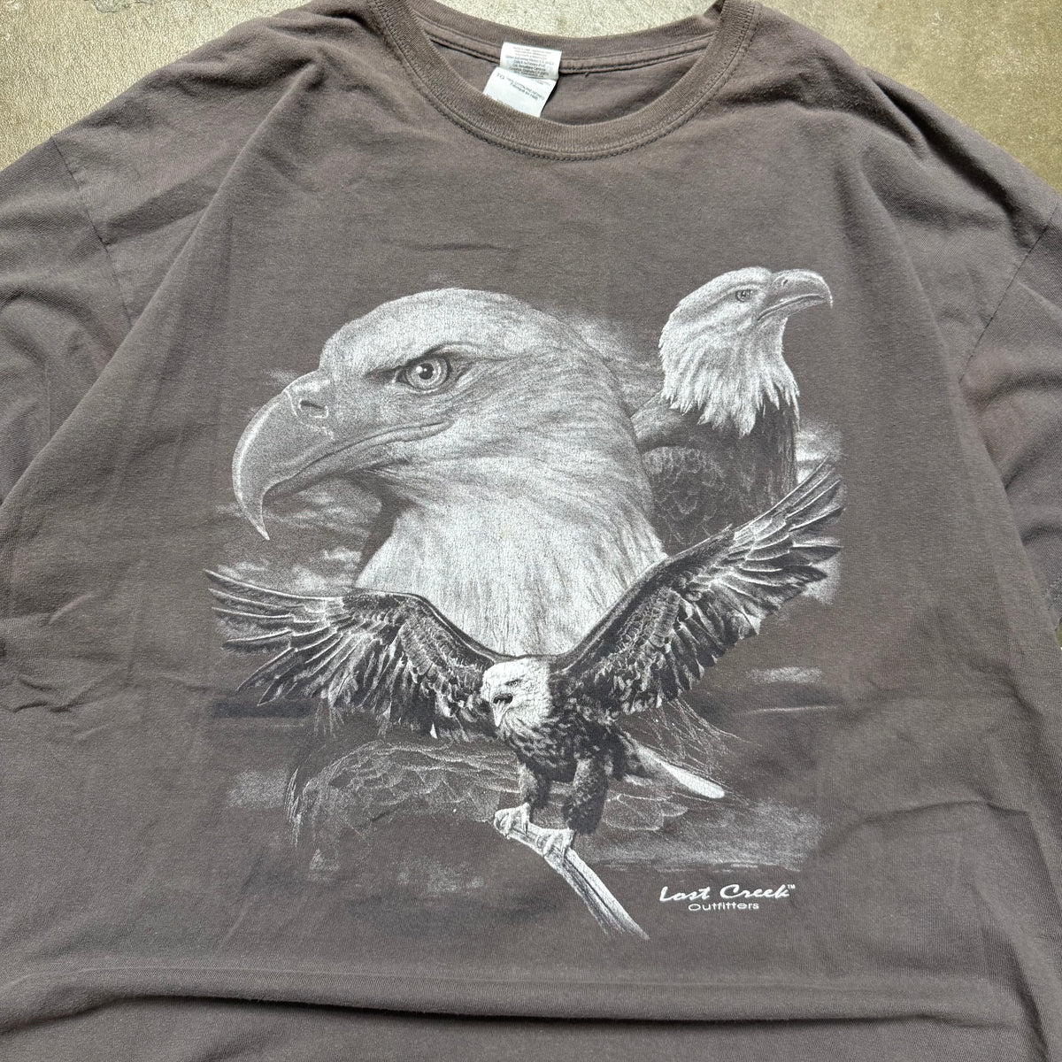 Size XL - Vintage Eagle nature tee