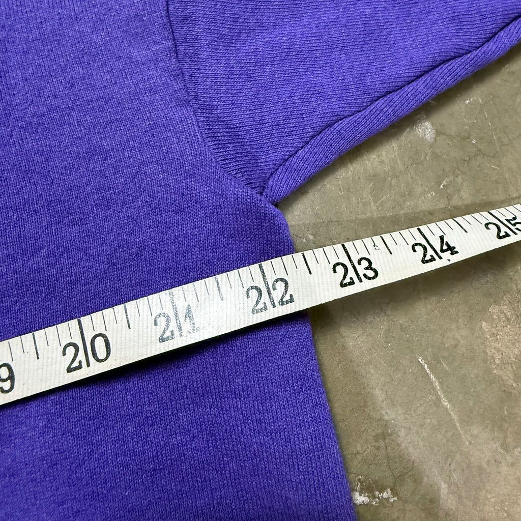 Size medium - Vintage Vikings Logo Athletics Crewneck