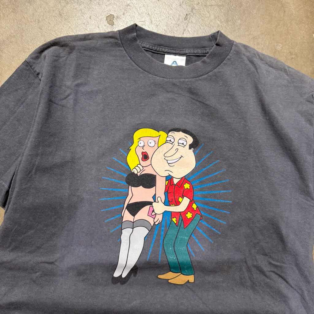 Size medium - Vintage Family Guy Quagmire Doll tee