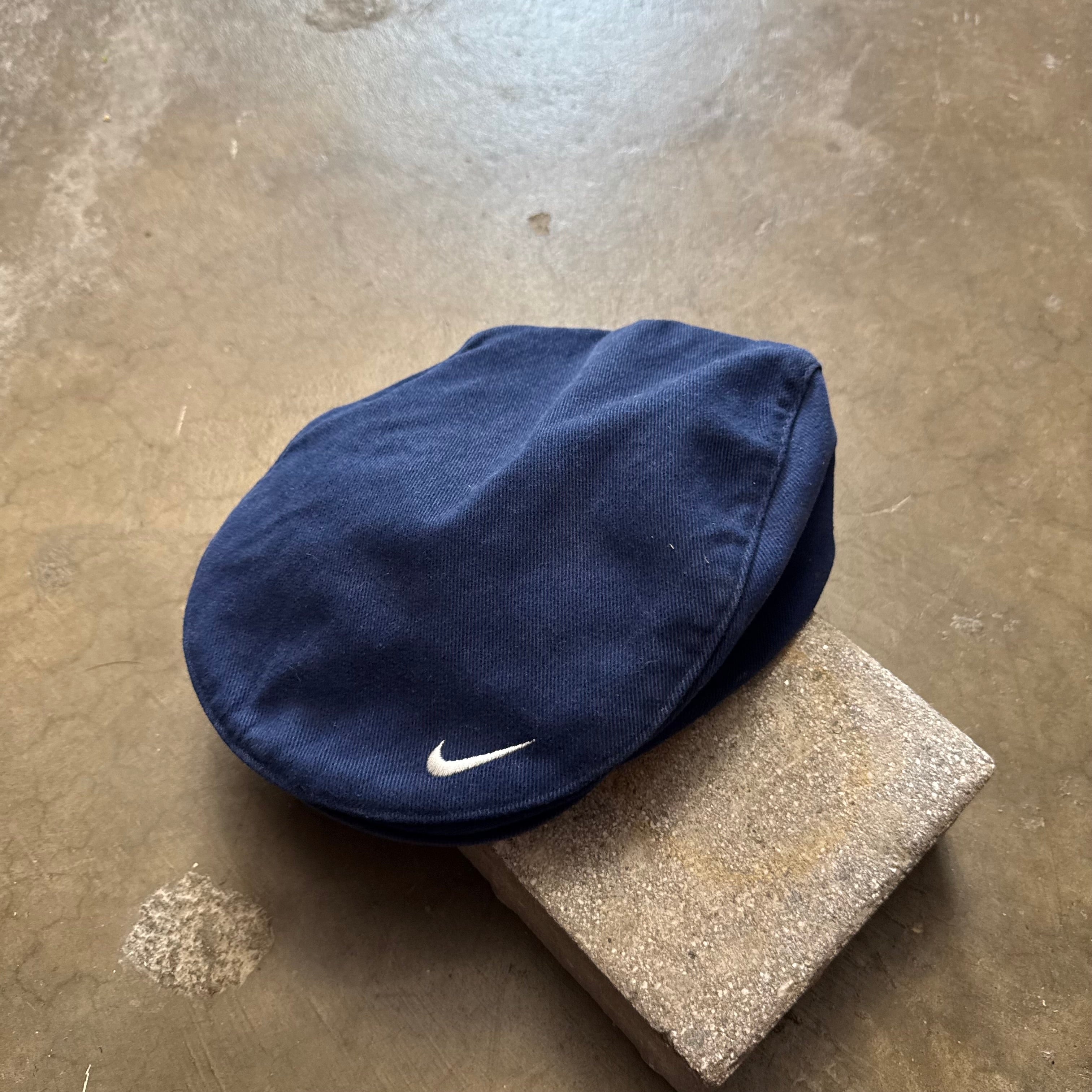Vintage 90’s Nike Flat Cap adjustable brim button