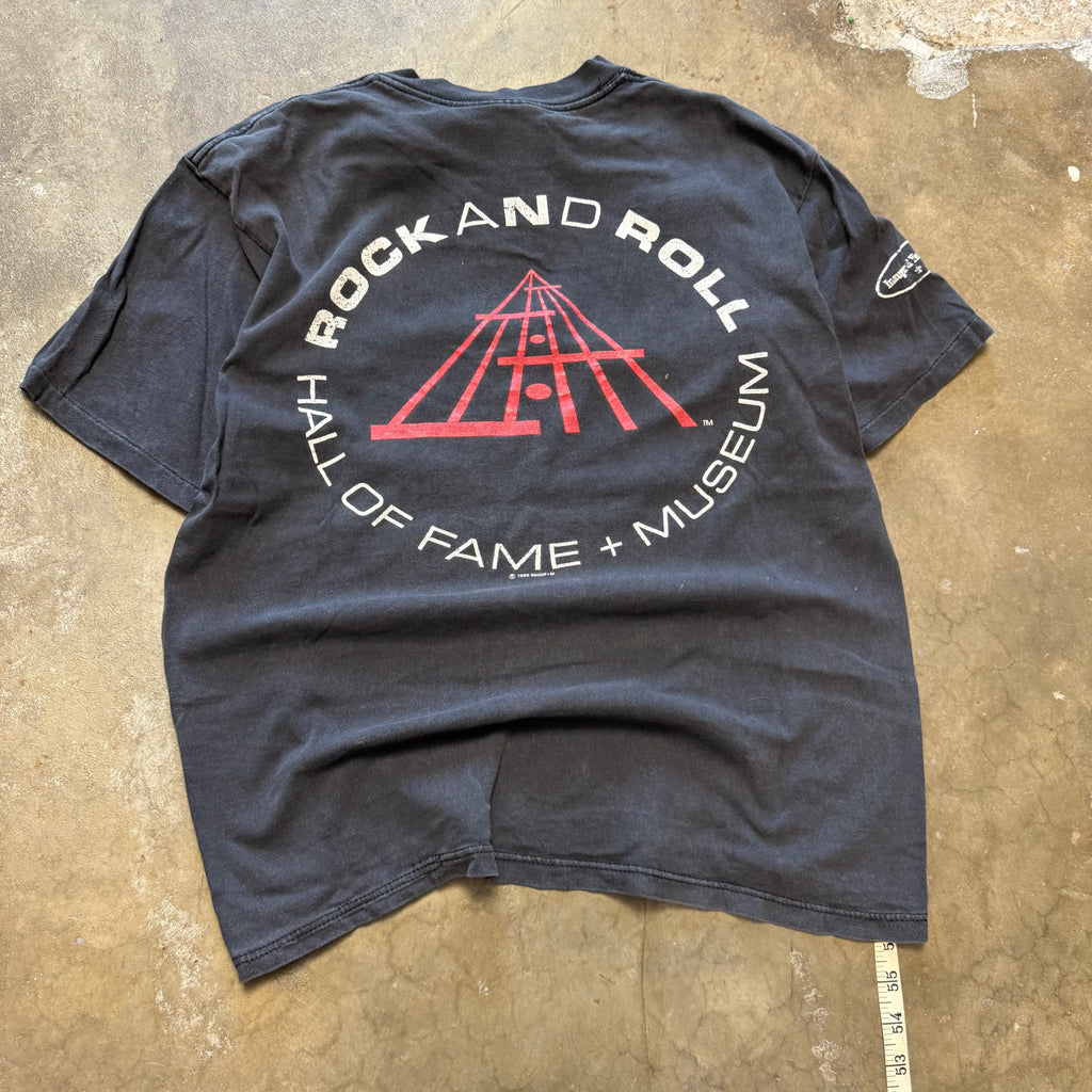 Size medium- Vintage 1995 Rock and Roll Hall of Fame Museum tee