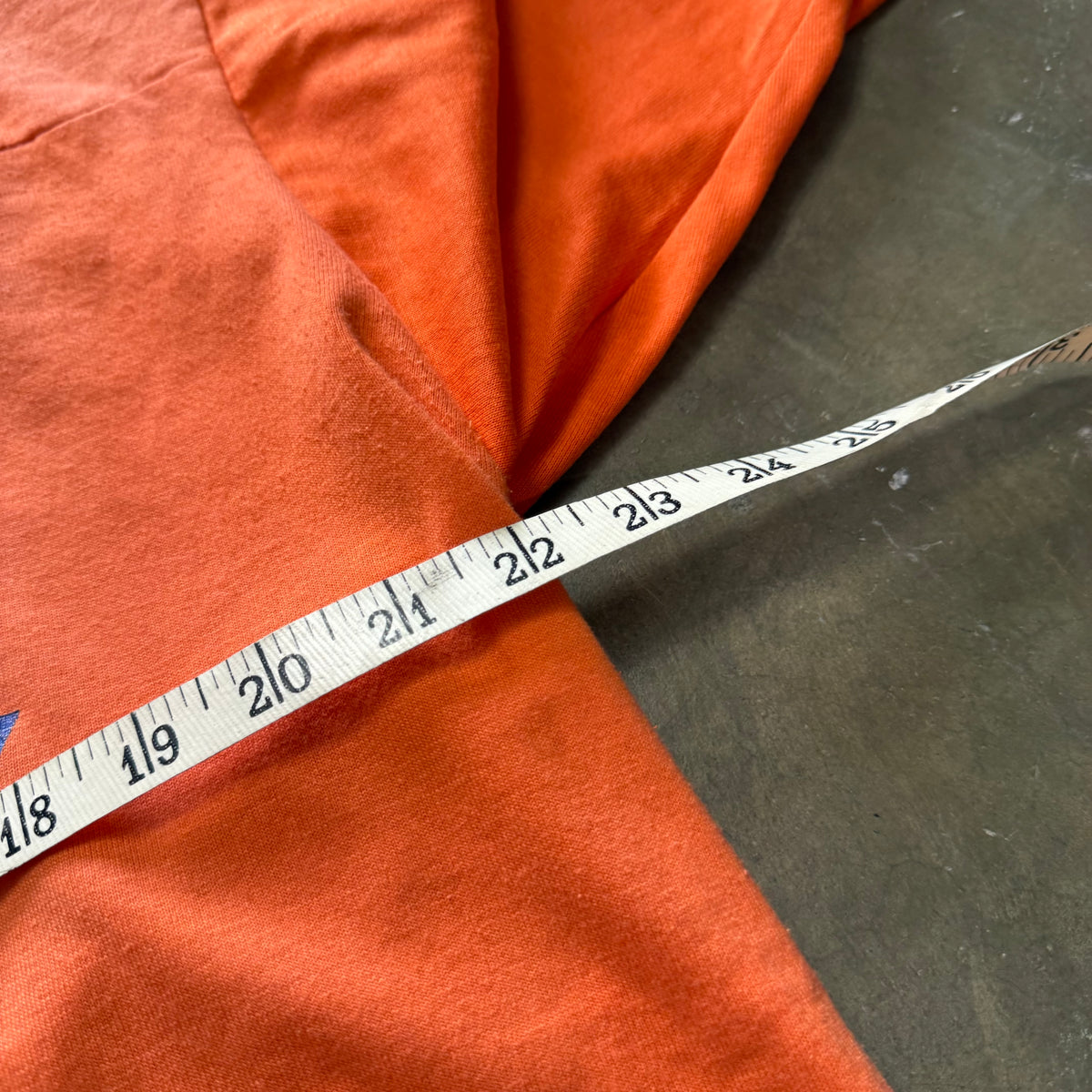 Size XL - Vintage Denver Broncos tee