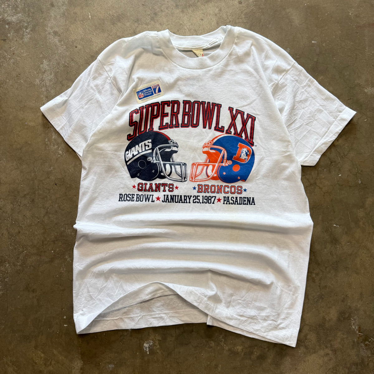 Size XL - Vintage 1987 Giants Broncos SuperBowl XXI Rose Bowl tee NEW!