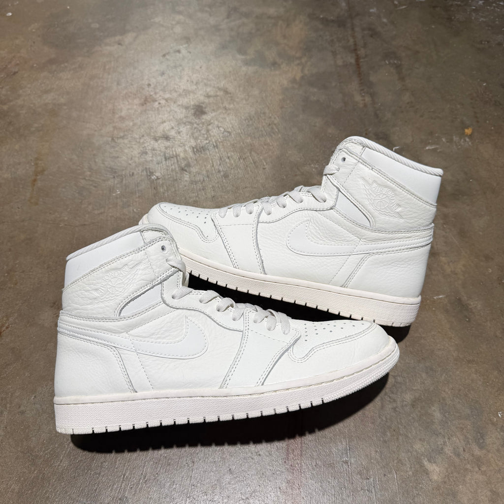 Size 11 - Jordan 1 High ‘ Sail ‘