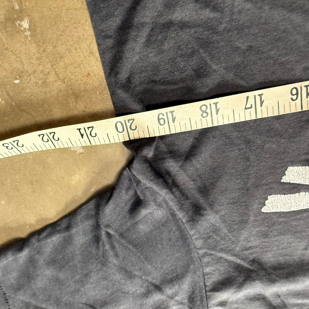 Size large - Vintage 90’s Maximum Body Wear tee