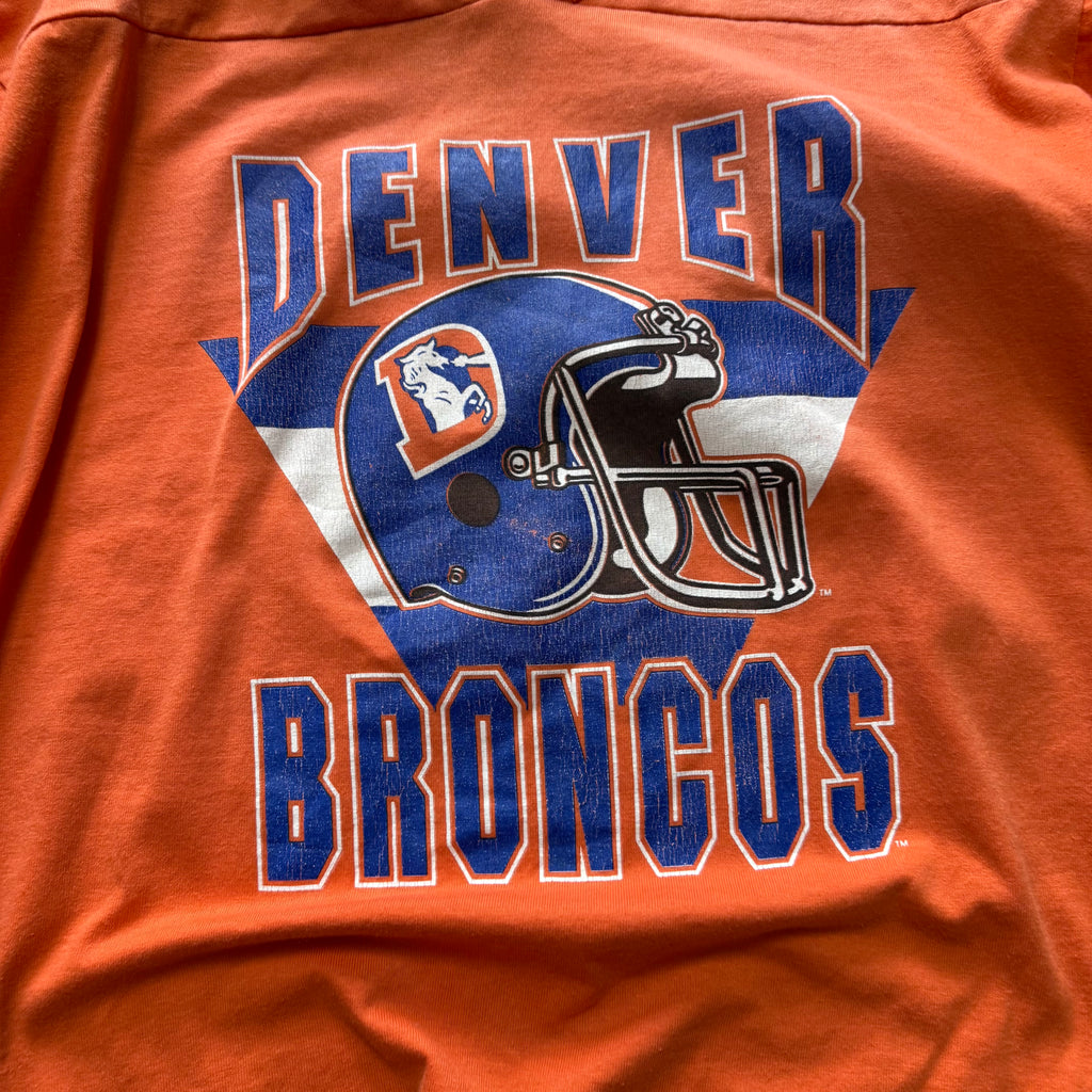 Size XL - Vintage Denver Broncos tee