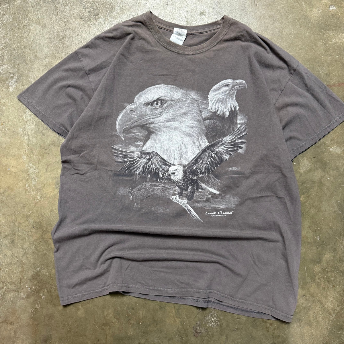 Size XL - Vintage Eagle nature tee
