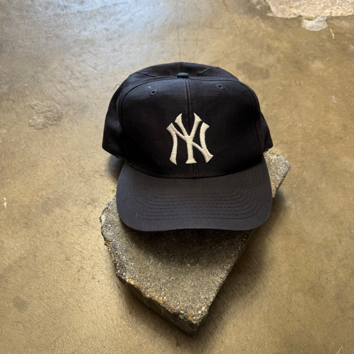 Vintage New York Yankees CBS2 Cap