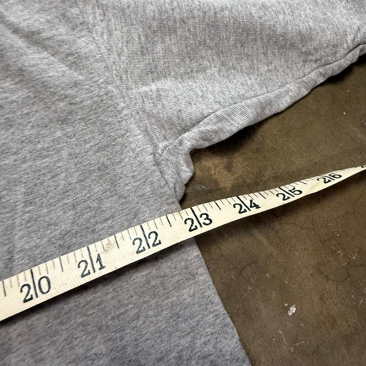 Size XL - Vintage Looney Tunes tee
