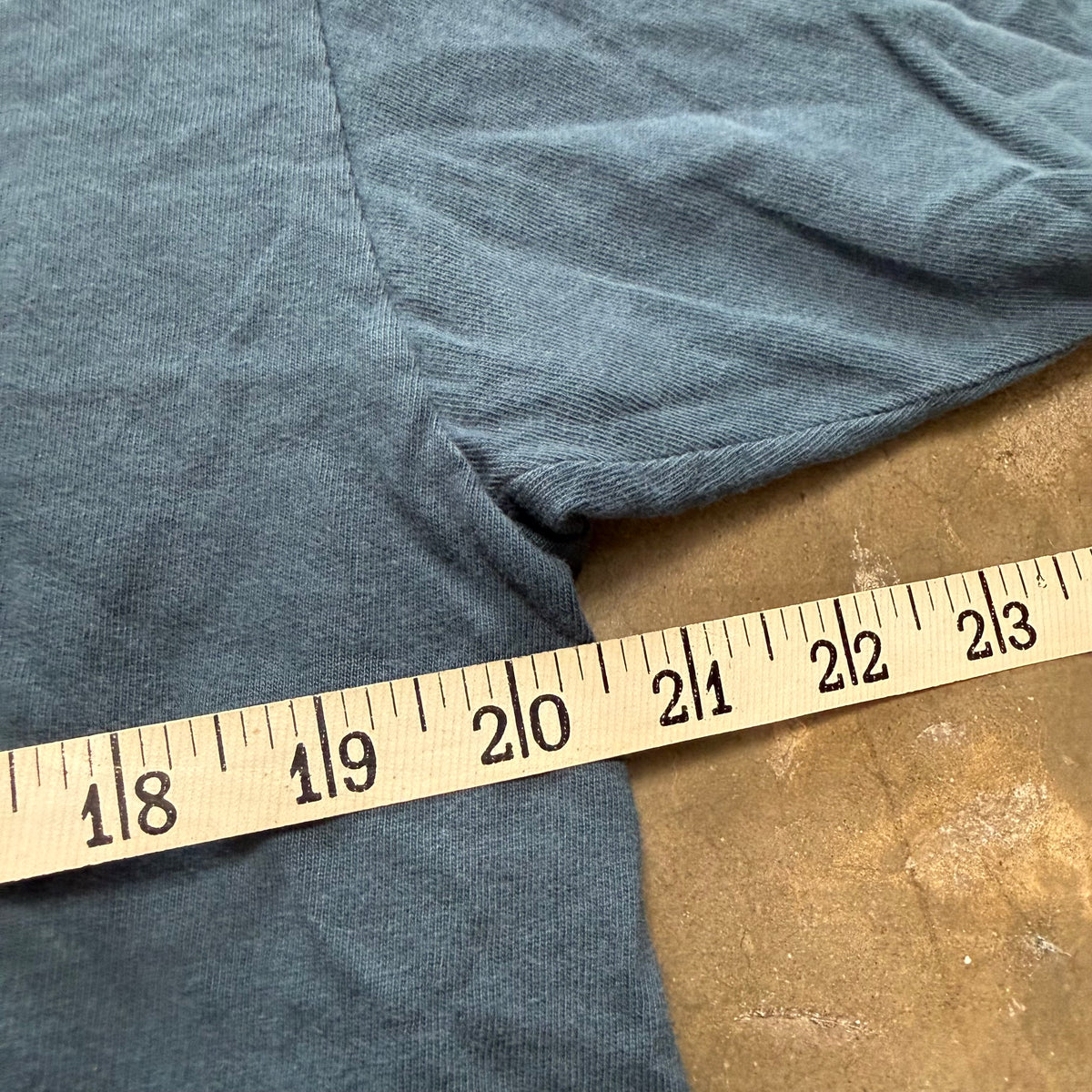 Size large - Vintage No Fear Tee