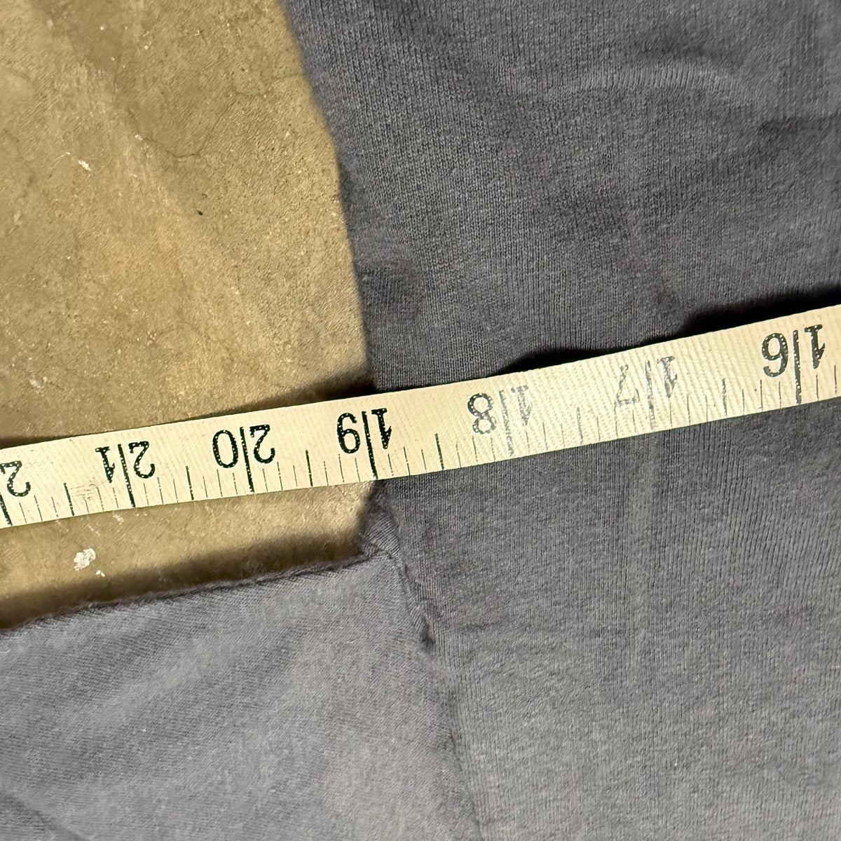 Size medium - Vintage Family Guy Quagmire Doll tee
