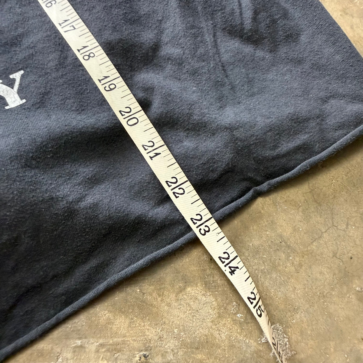 Size small - Vintage Harley Davidson Flame Cropped Boxy tee