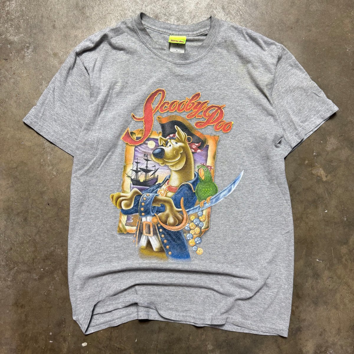 Size large - Vintage Scooby - doo Pirate tee