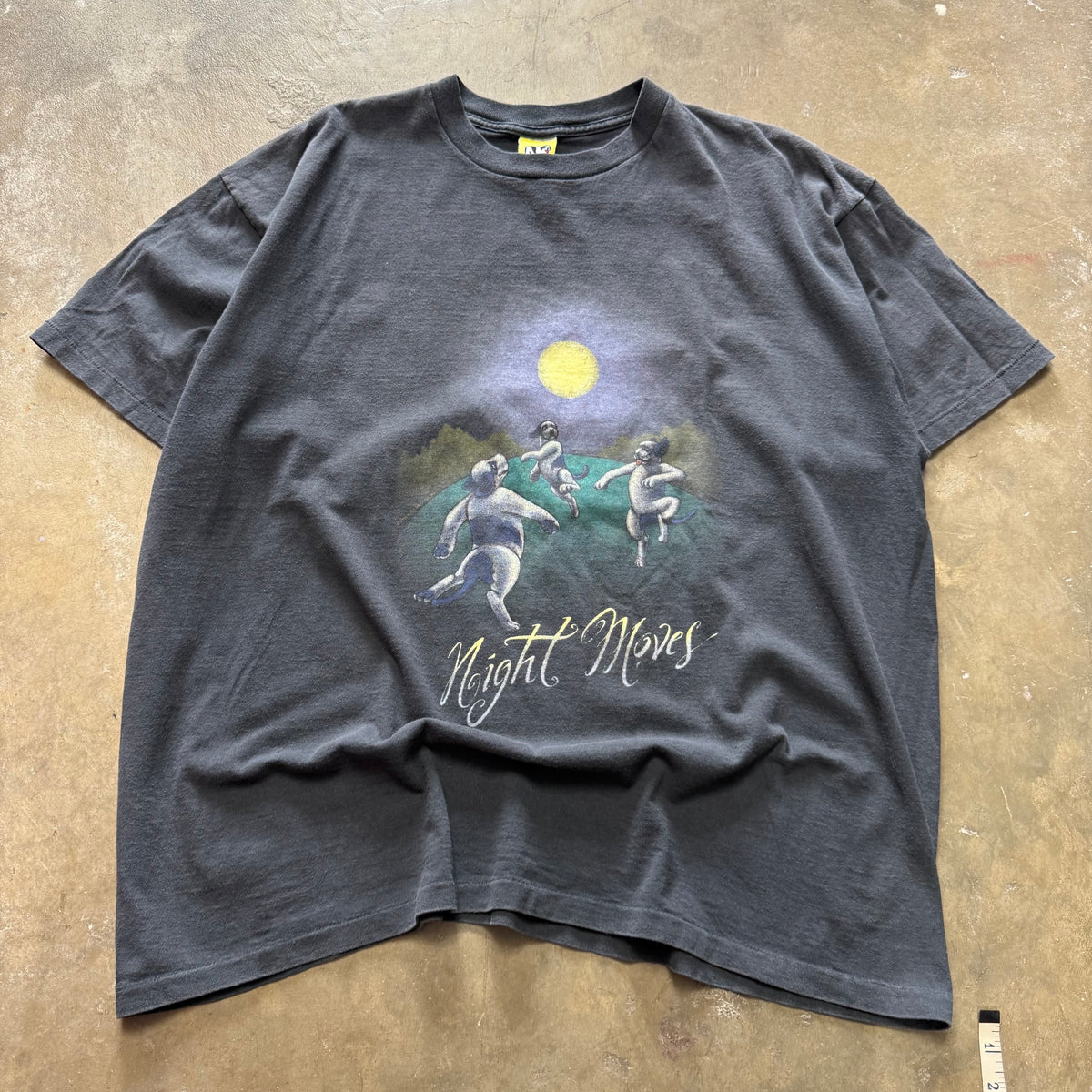 Size XXL - Vintage Big Dogs Night Moves tee