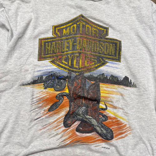 Size large - Vintage Harley Davidson Boots ‘ tee