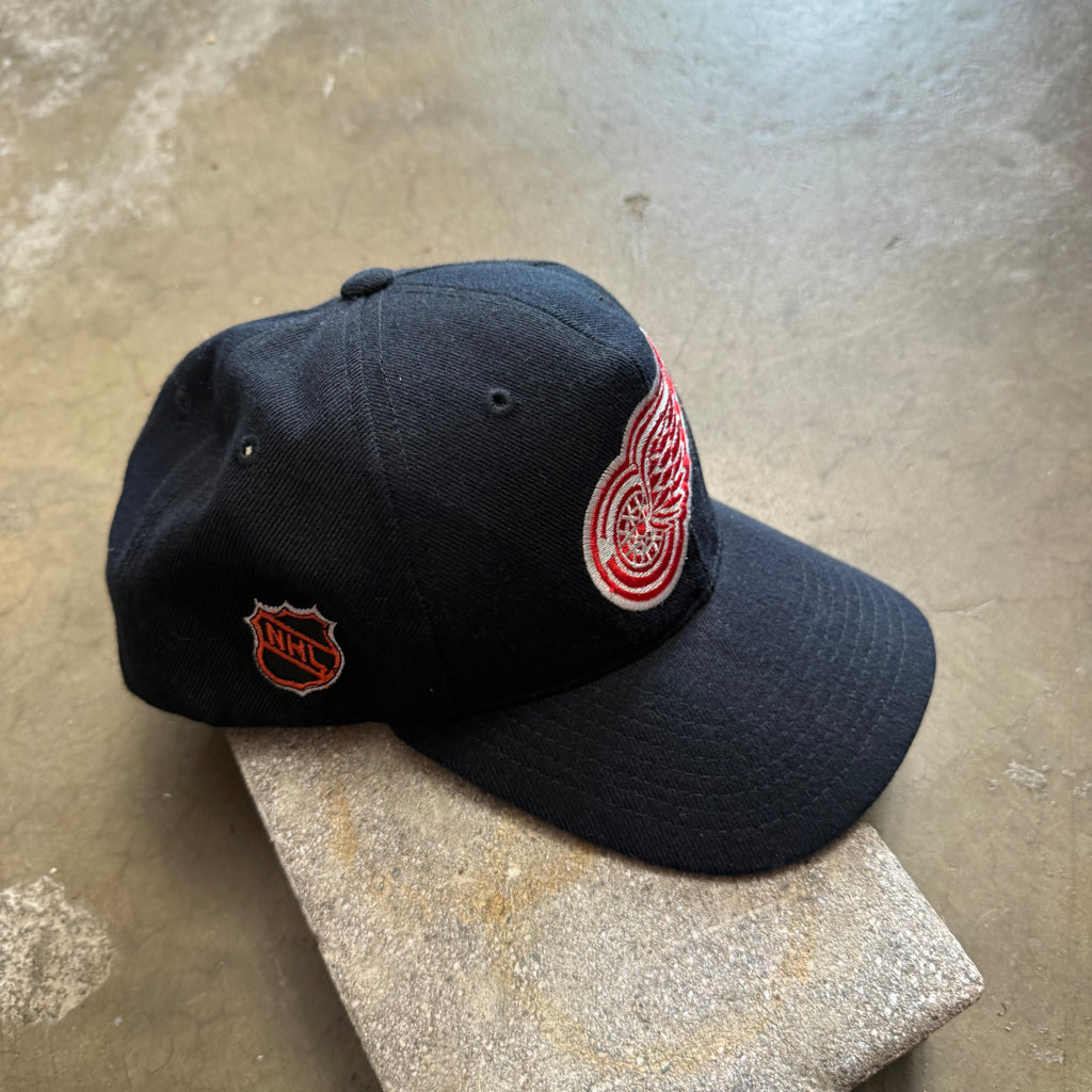 Vintage 90’s Detroit Red Wings Sports Specialties Cap