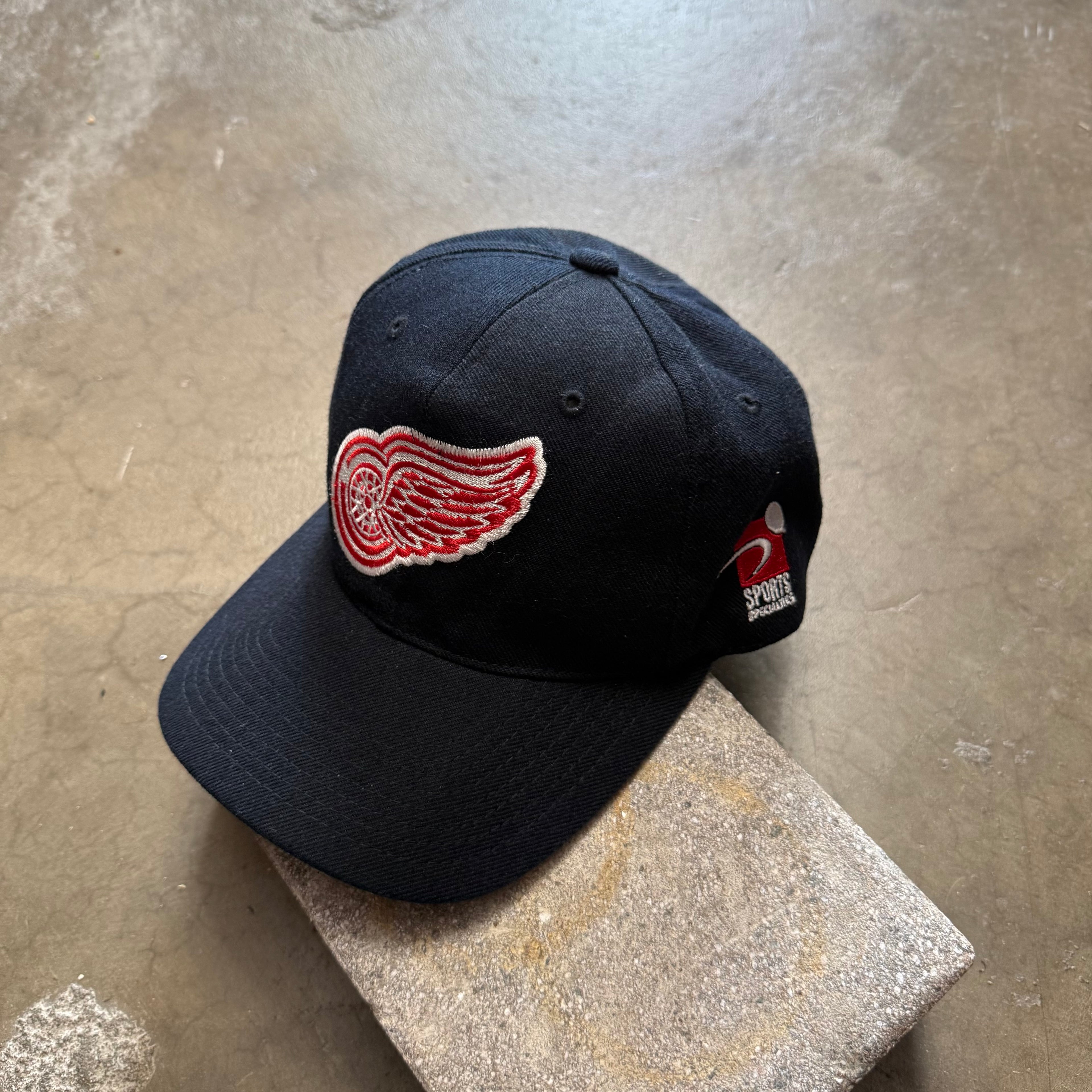 Vintage 90’s Detroit Red Wings Sports Specialties Cap