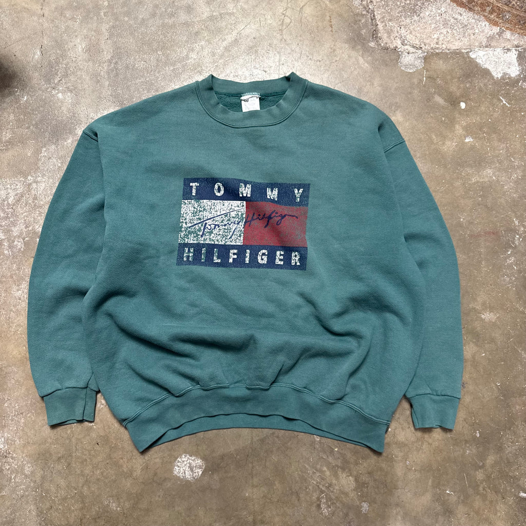 Size large - Vintage Tommy Hilfiger Green Crewneck