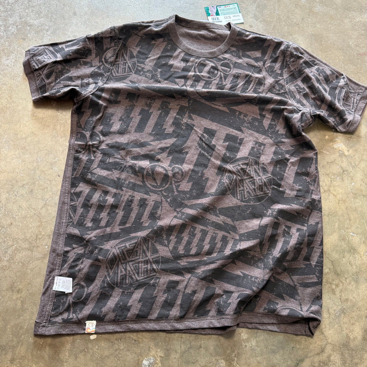Size Large - Vintage OP Reservable Surf Tee