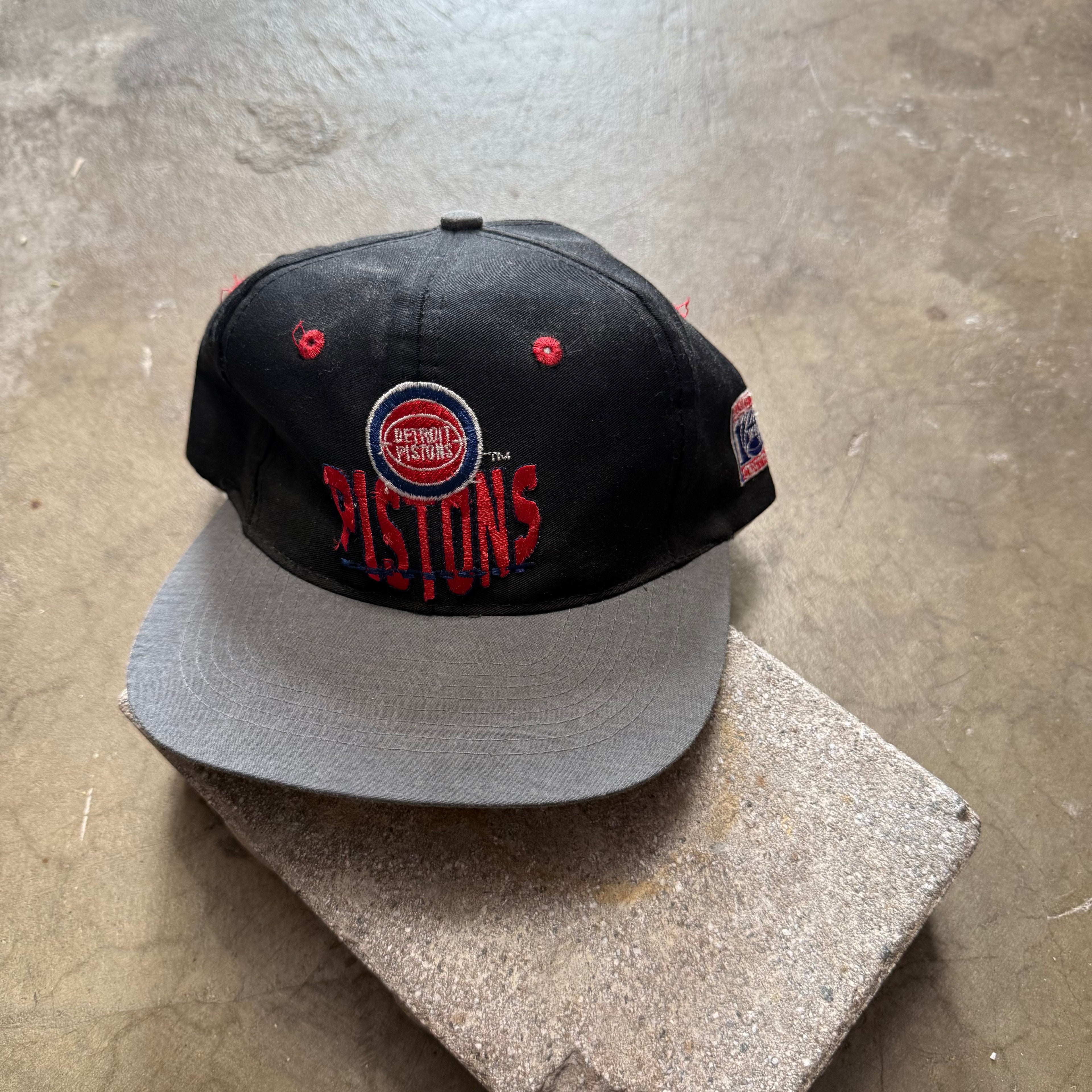 Vintage 90’s Detroit Pistons The Game Cap brand new
