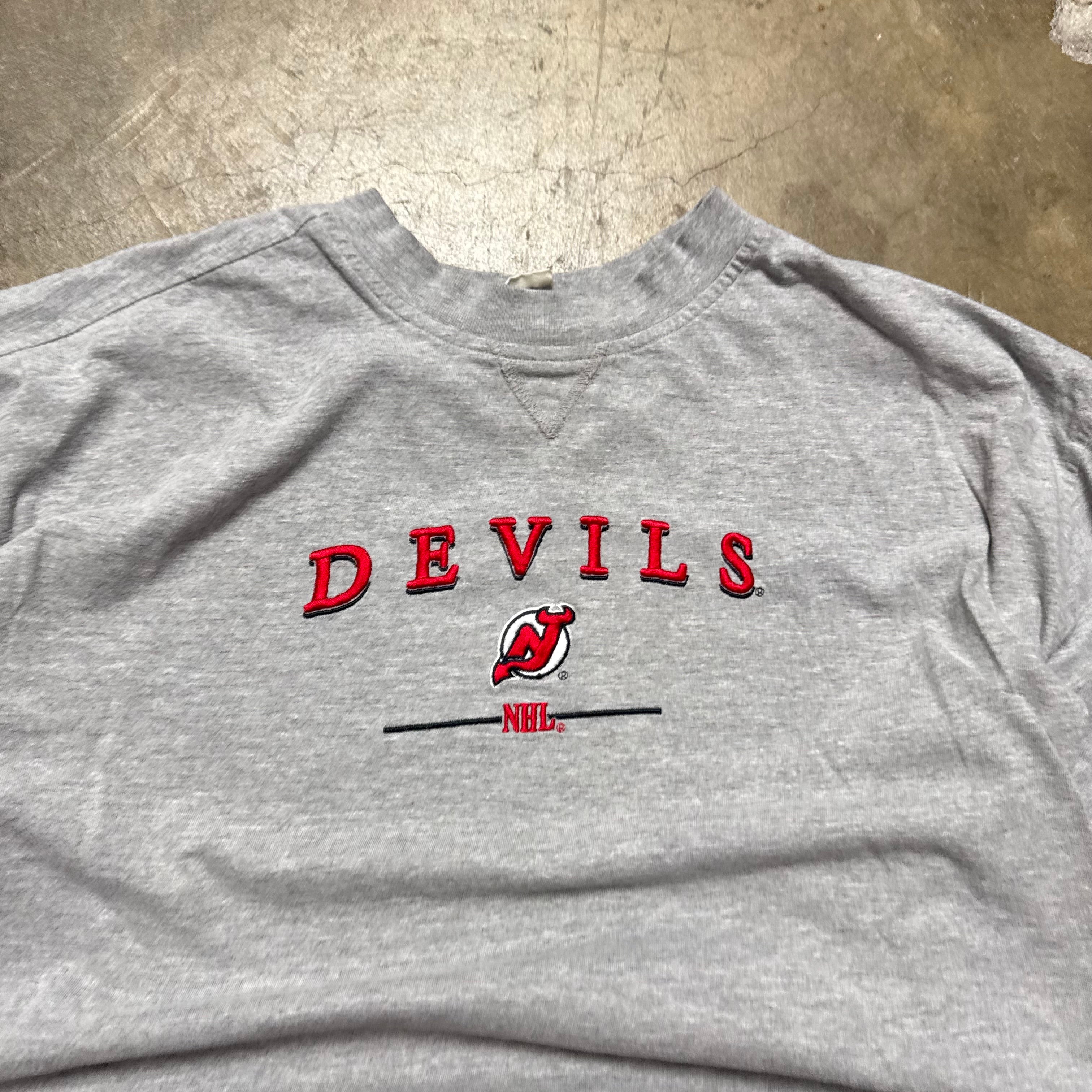 Size XL - Vintage New Hersey Devils Tee