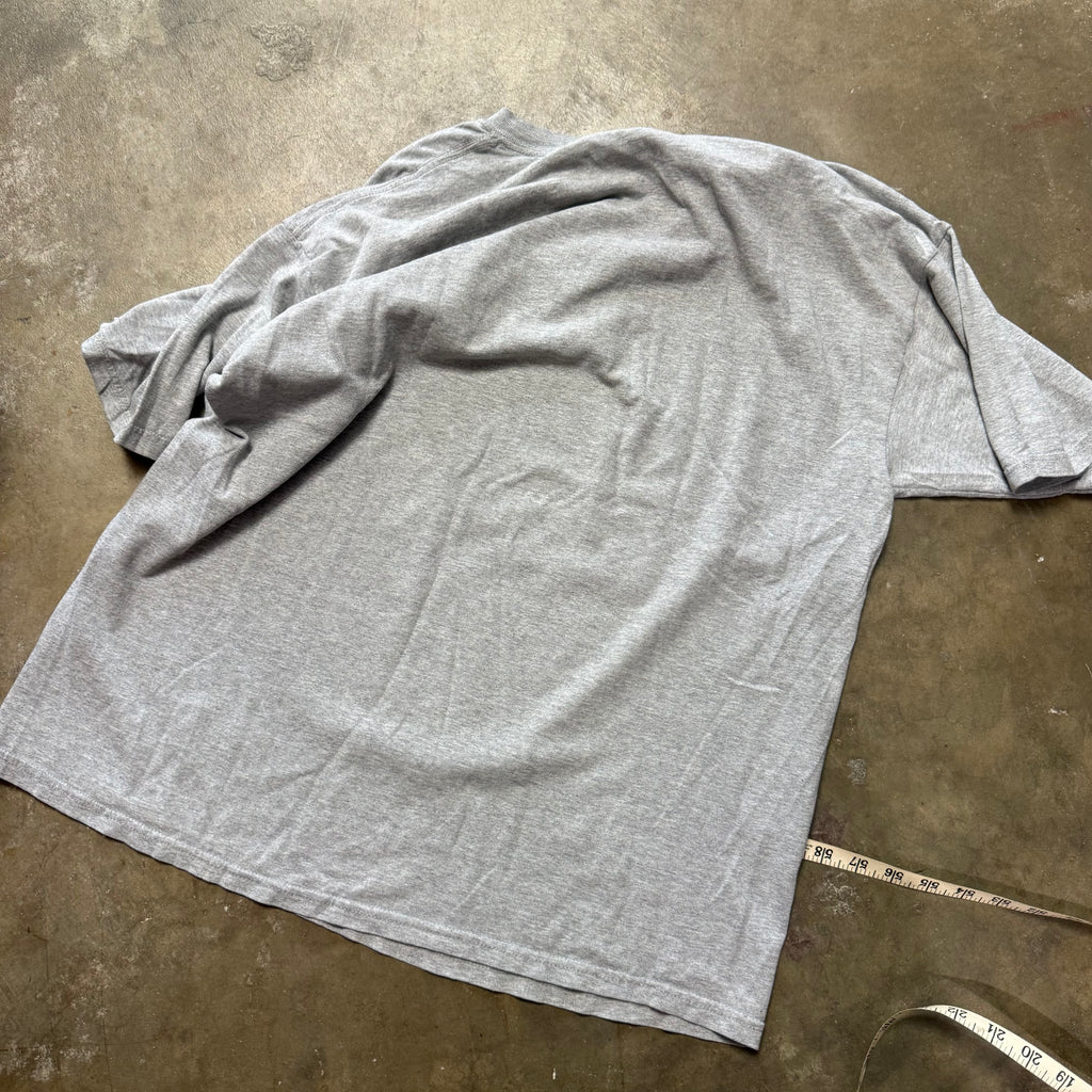 Size XL - Vintage Looney Tunes tee
