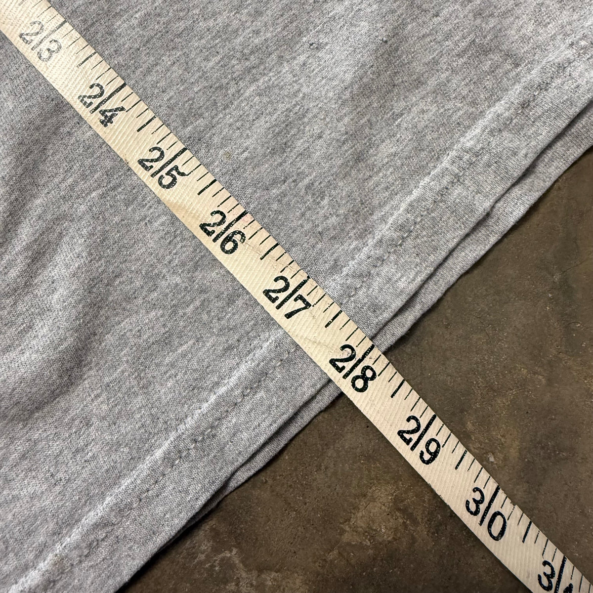 Size XL - Vintage Looney Tunes tee