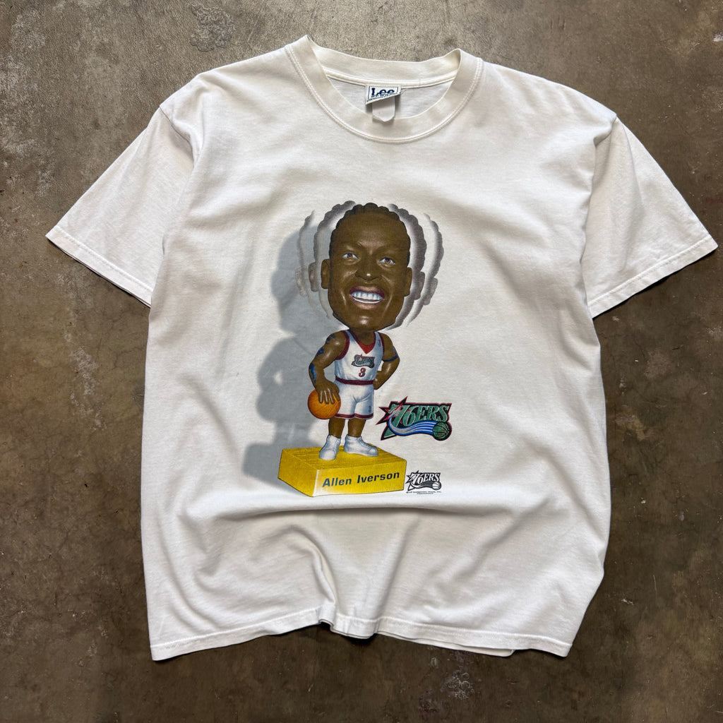 Size XL - Vintage Allen Iverson Philadelphia 76ers MVP Bobble Head tee