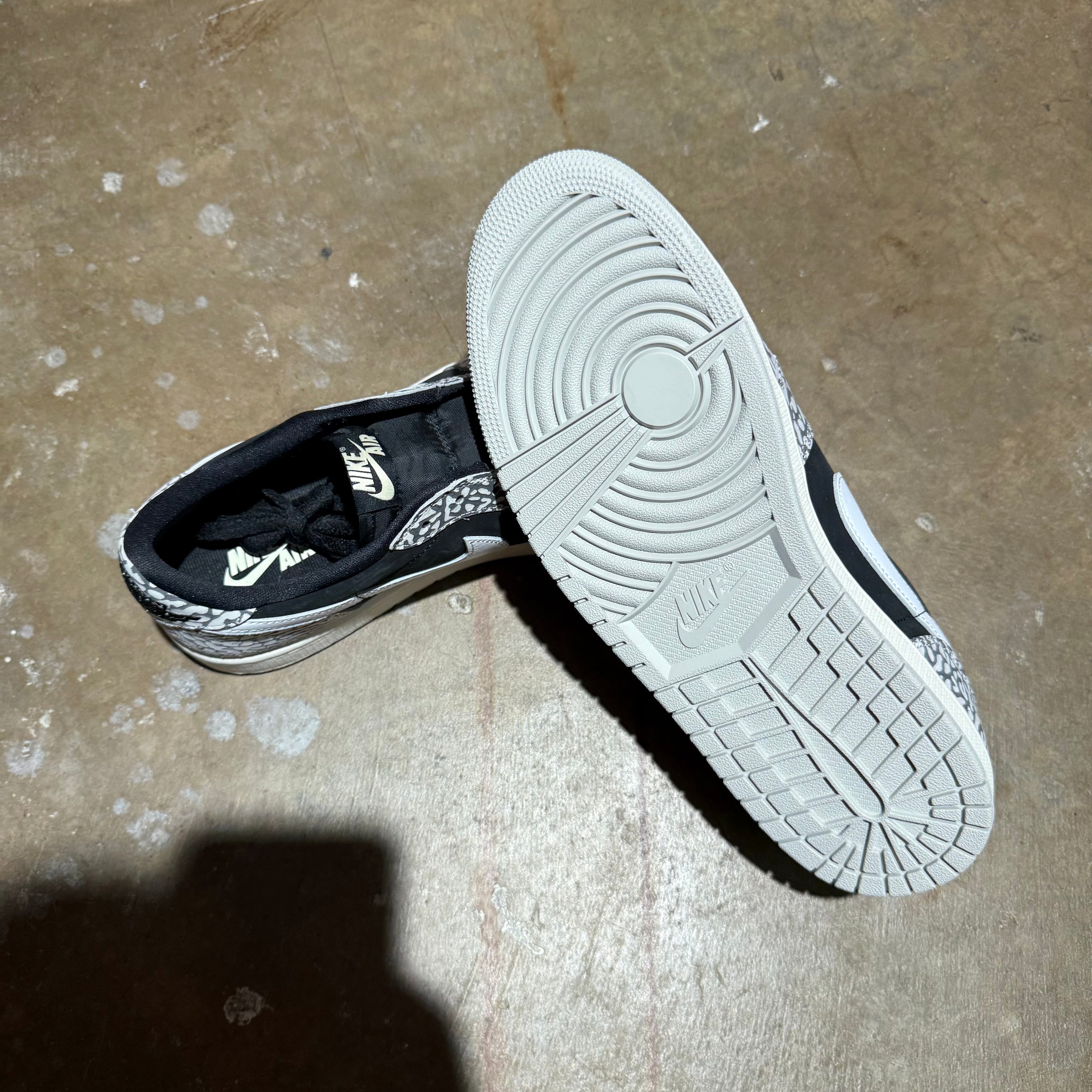 size 11 - Jordan 1 Low Retro ' Black Cement'NEW! no box