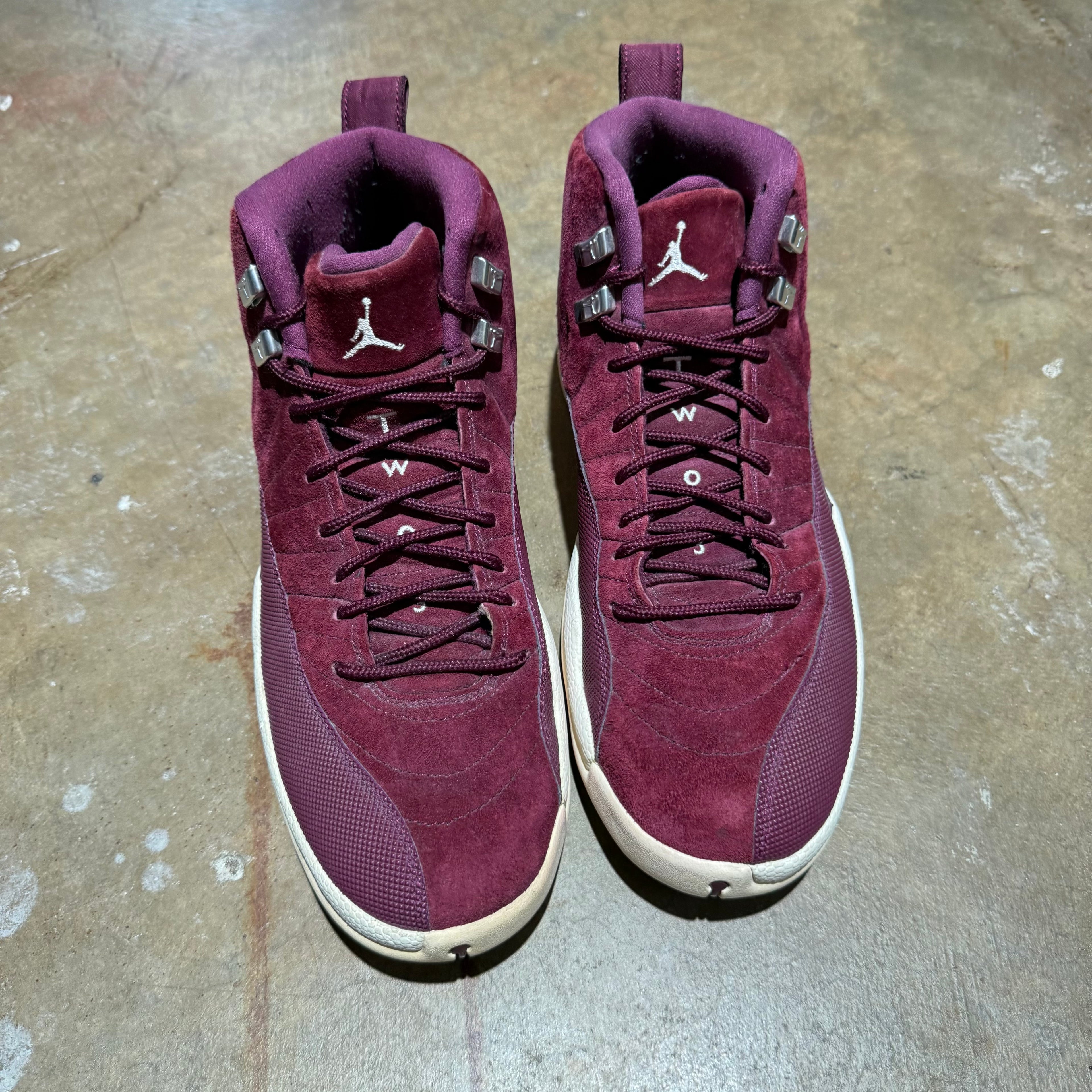 size 10.5 - Jordan 12 Retro ' Bordeaux '