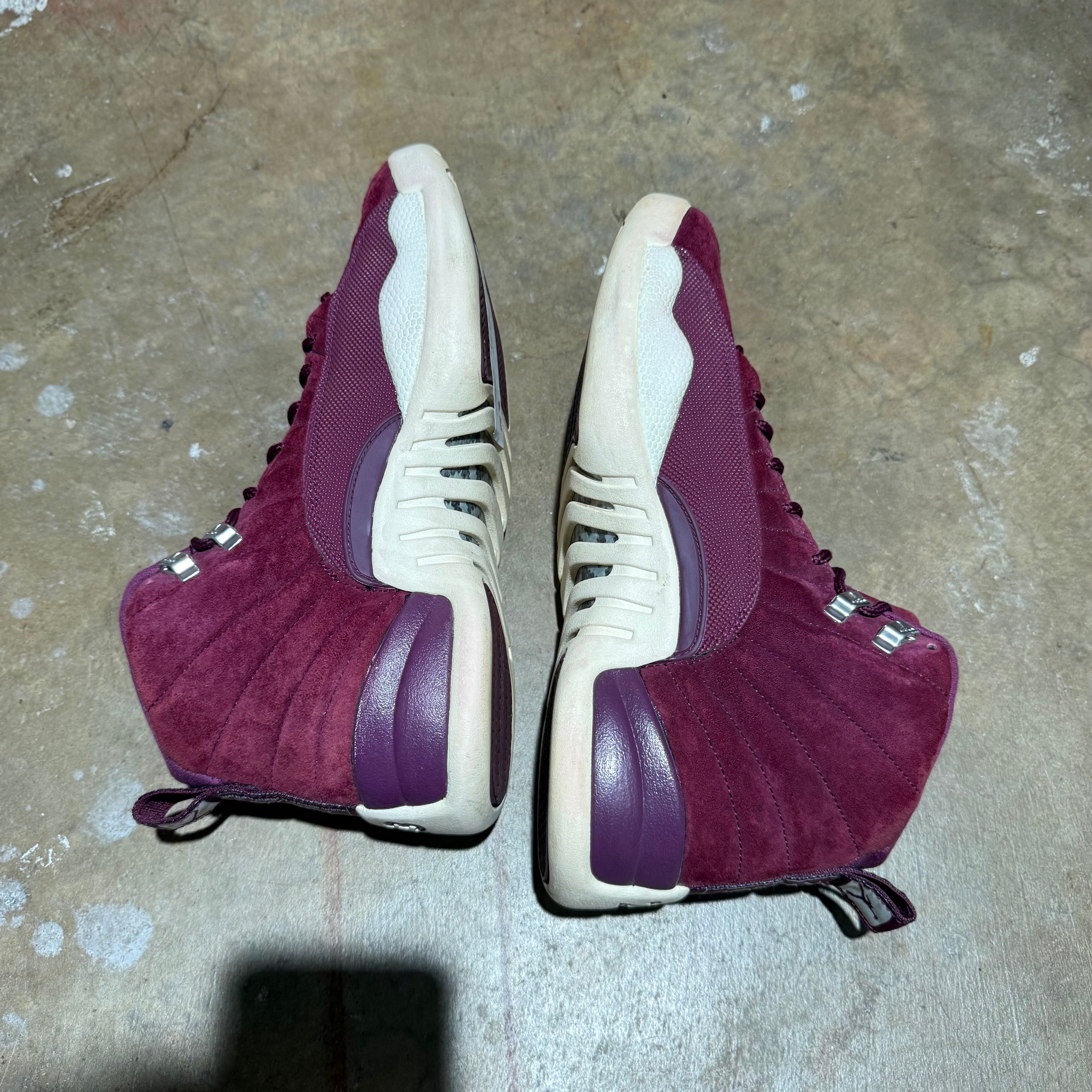size 10.5 - Jordan 12 Retro ' Bordeaux '