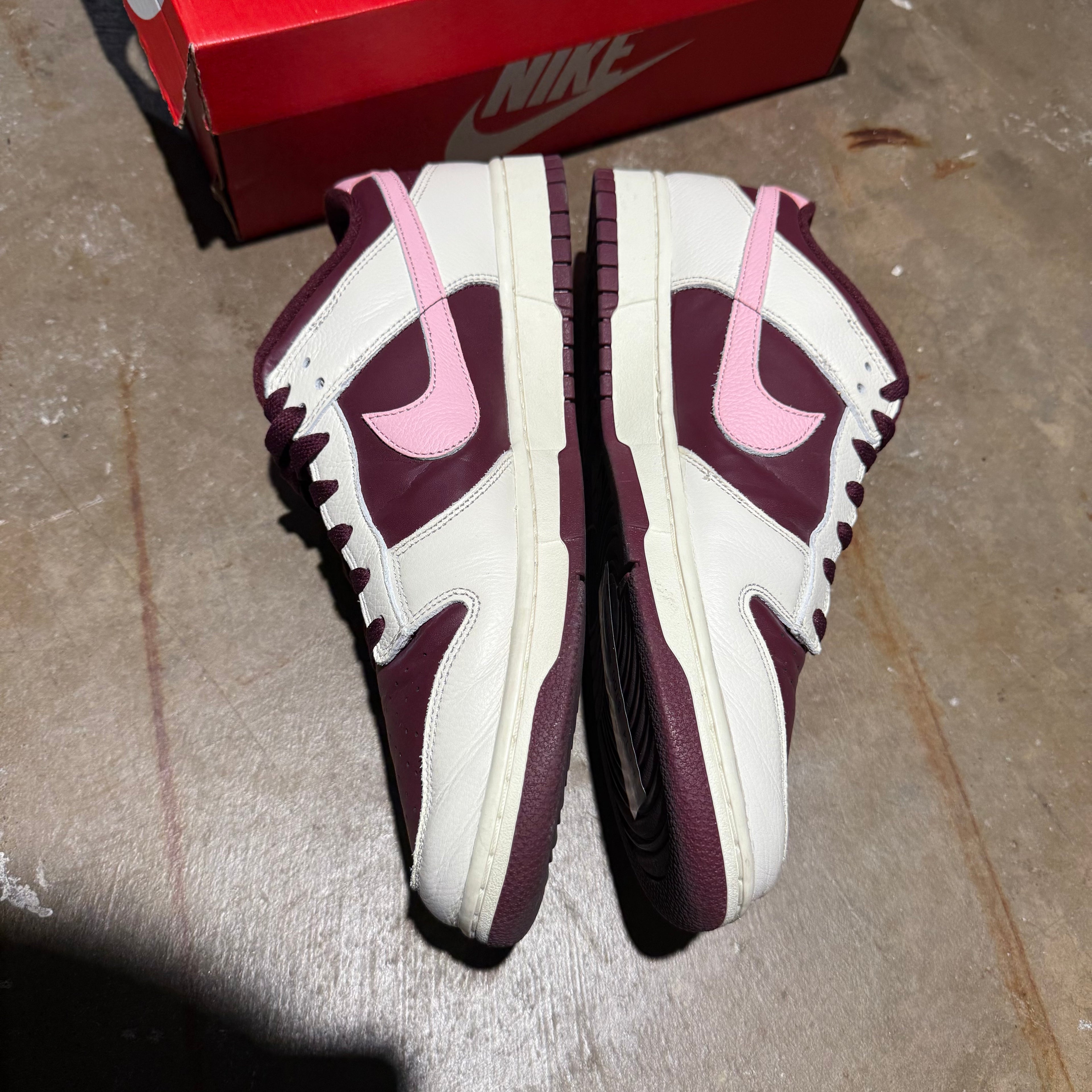 size 14 - Dunk Low prm ' Valentines Day 2023 '