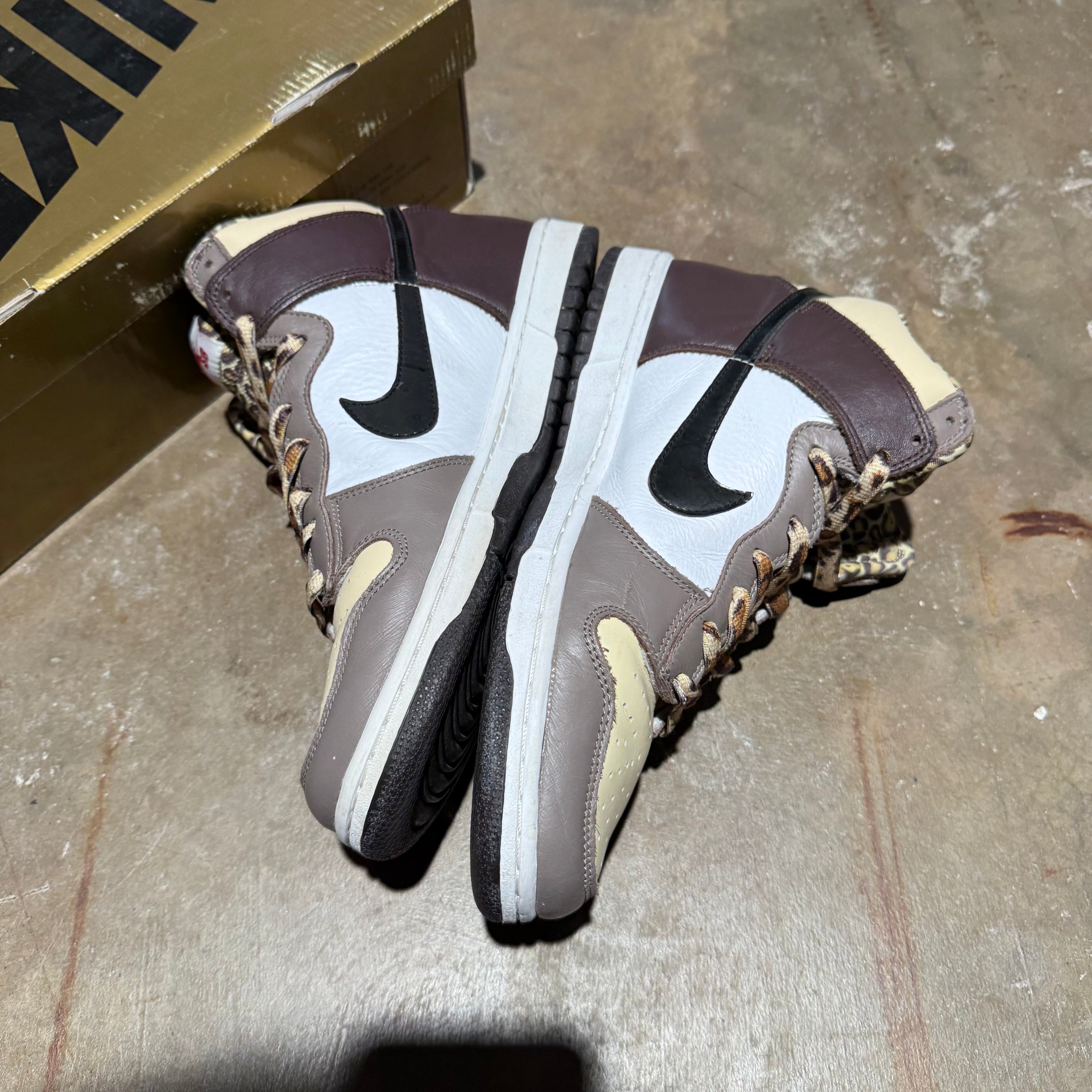 size 11 - Dunk High sb ' Ferris Bueller '