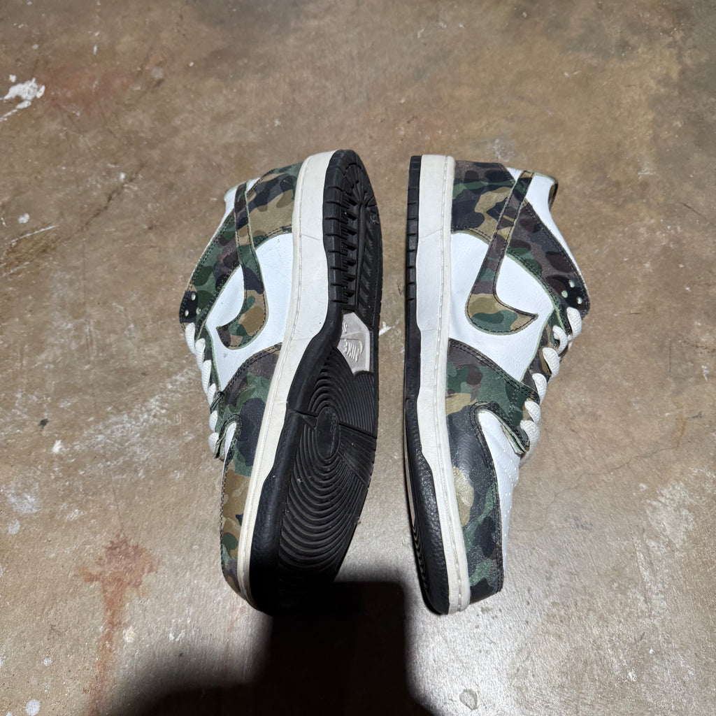 size 11 - Dunk Low sb ' Camo Legion Green '