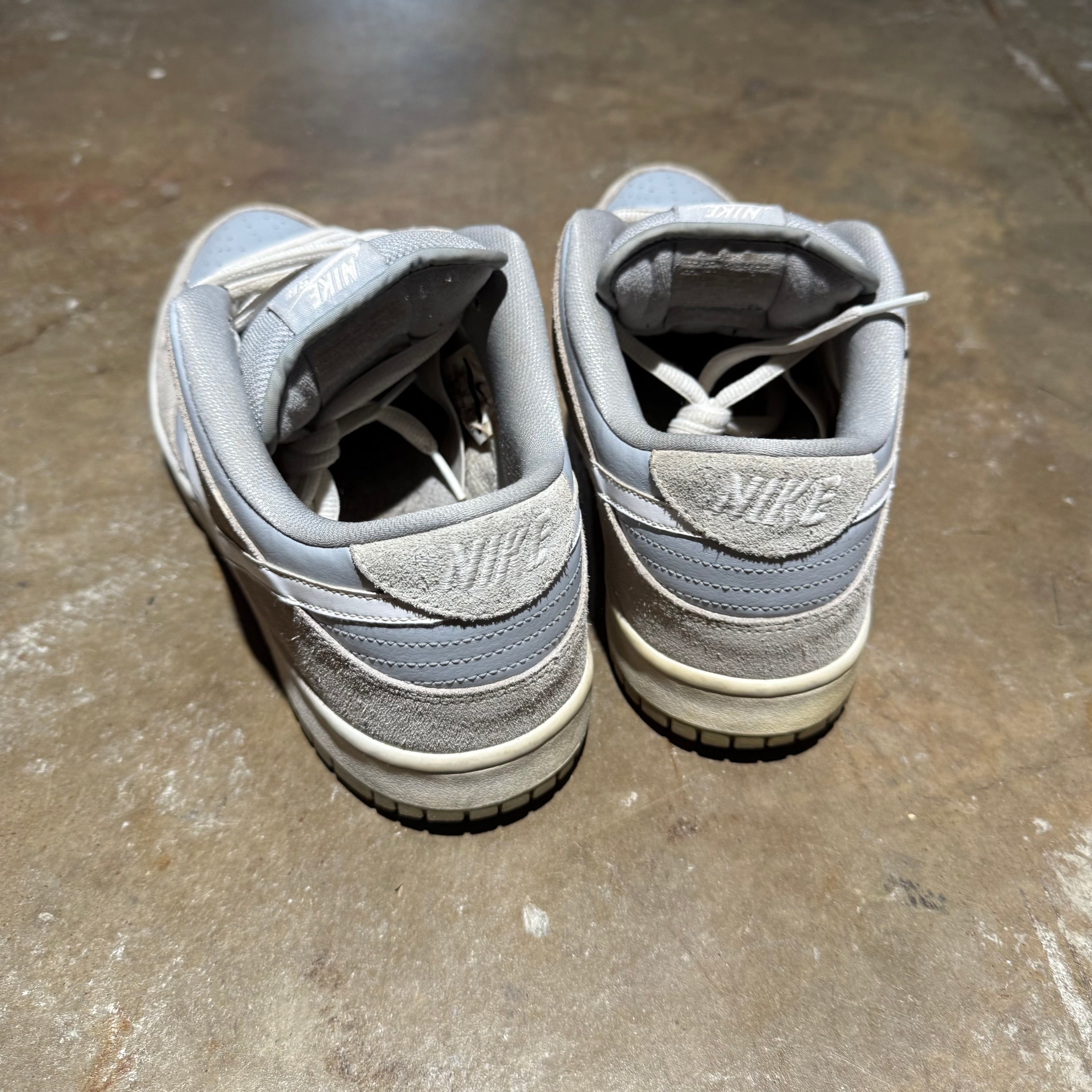size 11 - Dunk Low sb ' Summit White Wolf Grey '