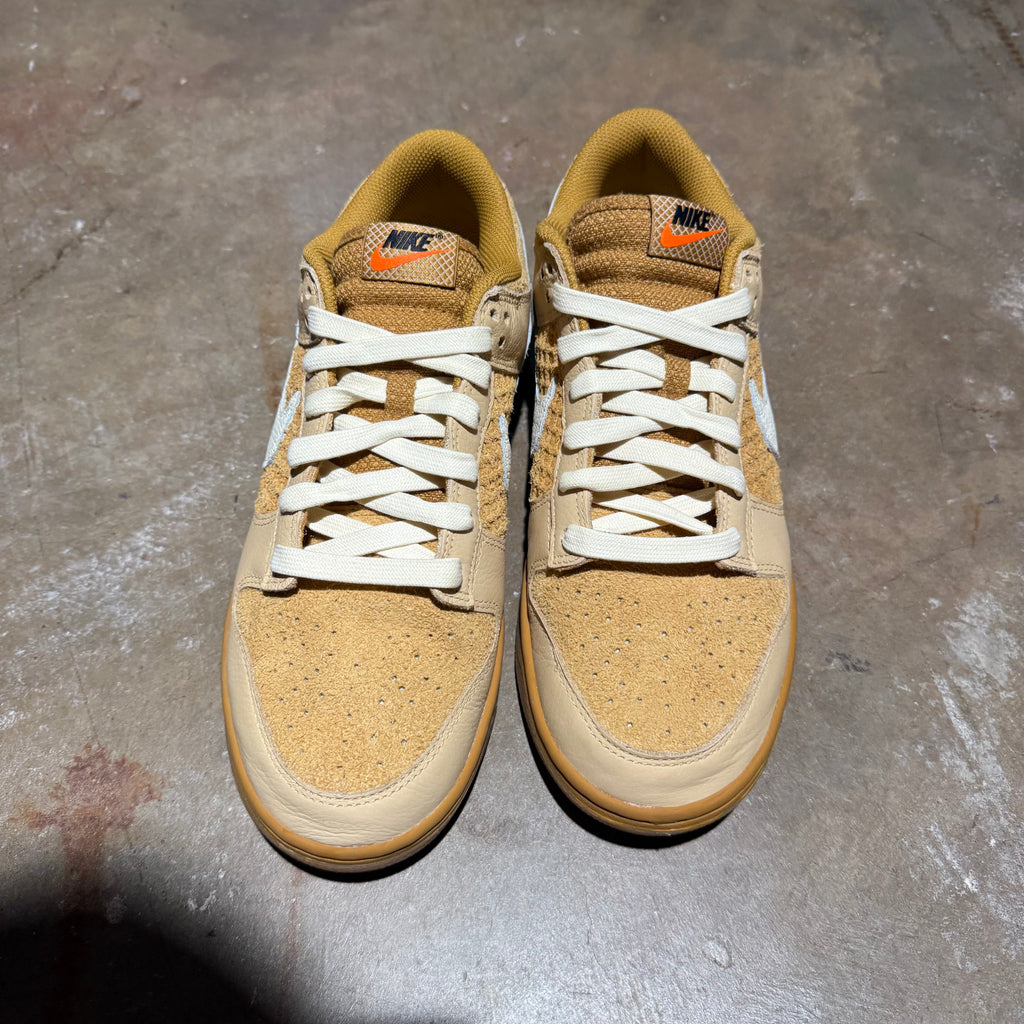 size 10 - Dunk Low ' Waffle '