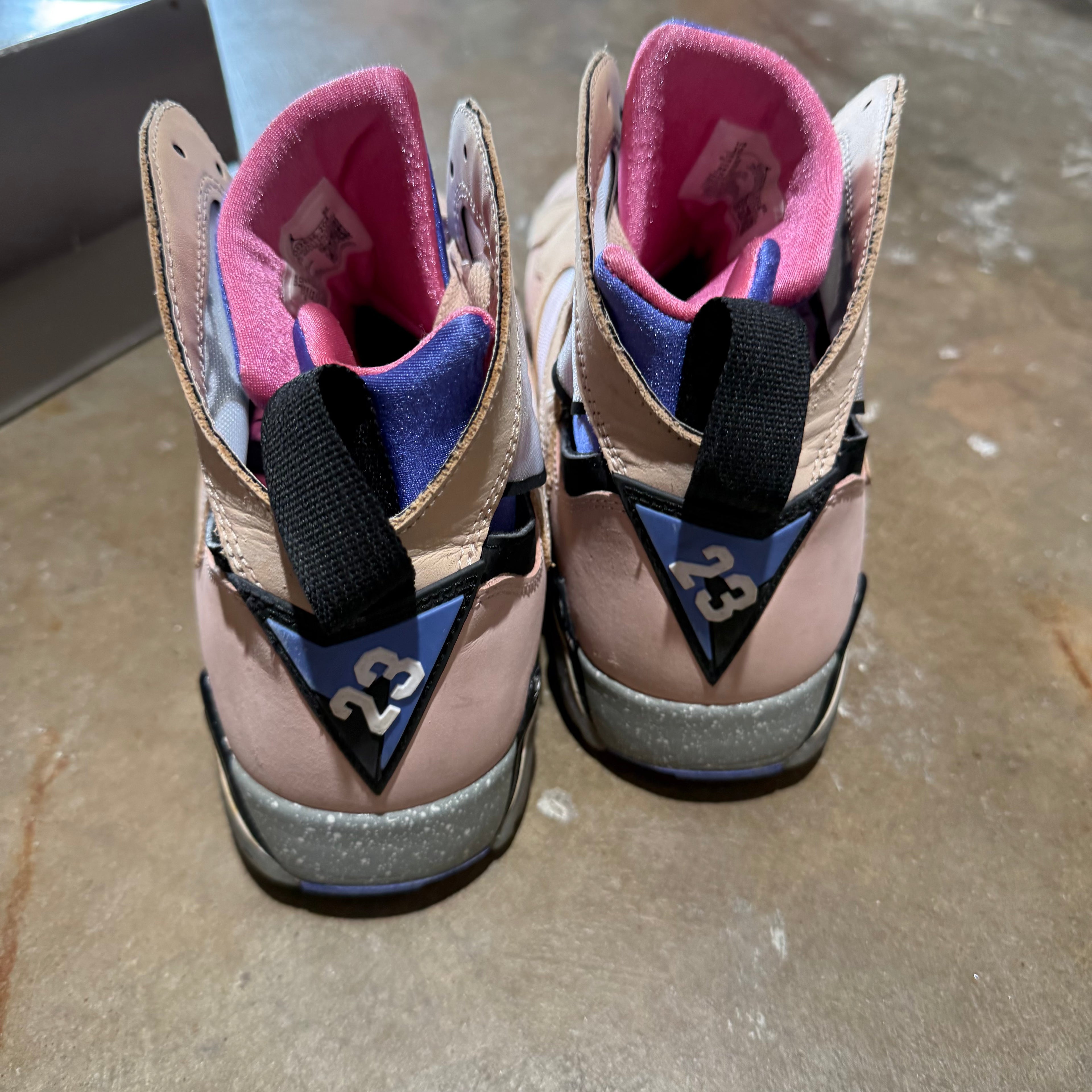 size 10 - Jordan 7 Retro ' Sapphire '