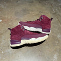 size 10.5 - Jordan 12 Retro ' Bordeaux '