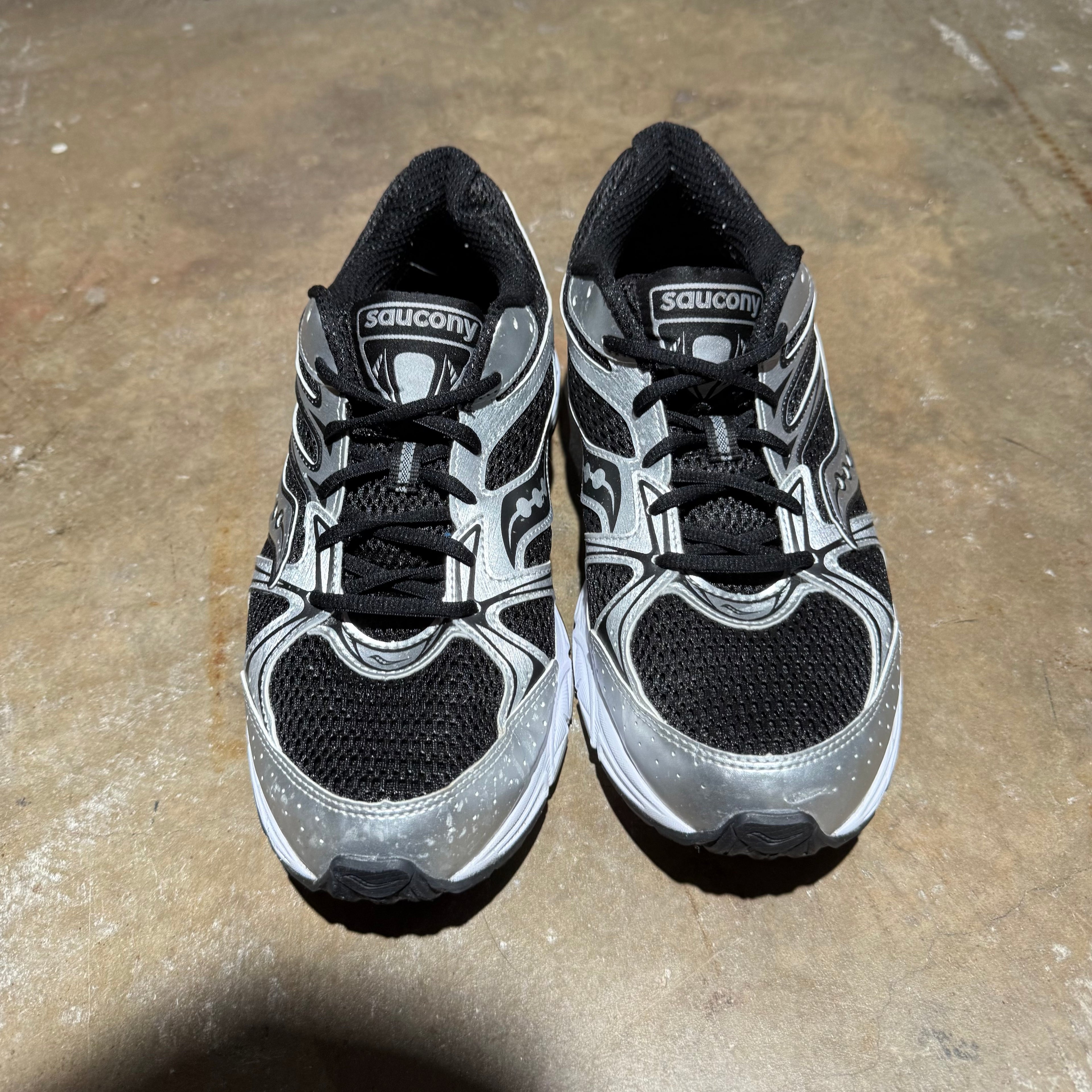 size 10m - Saucony Grid Ride Millennium ' Black Silver '