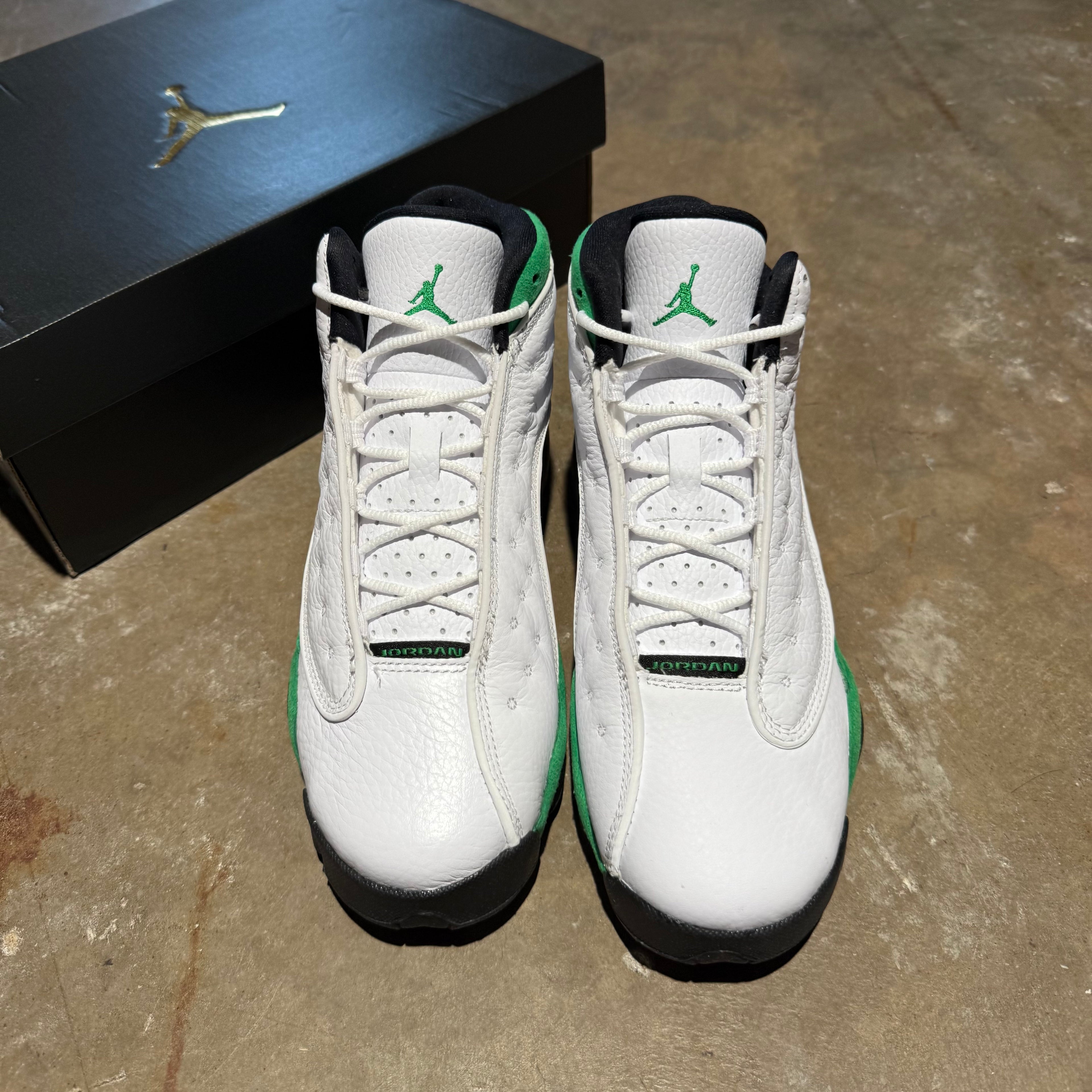 size 6.5 - Jordan 13 Retro ' Lucky Green '